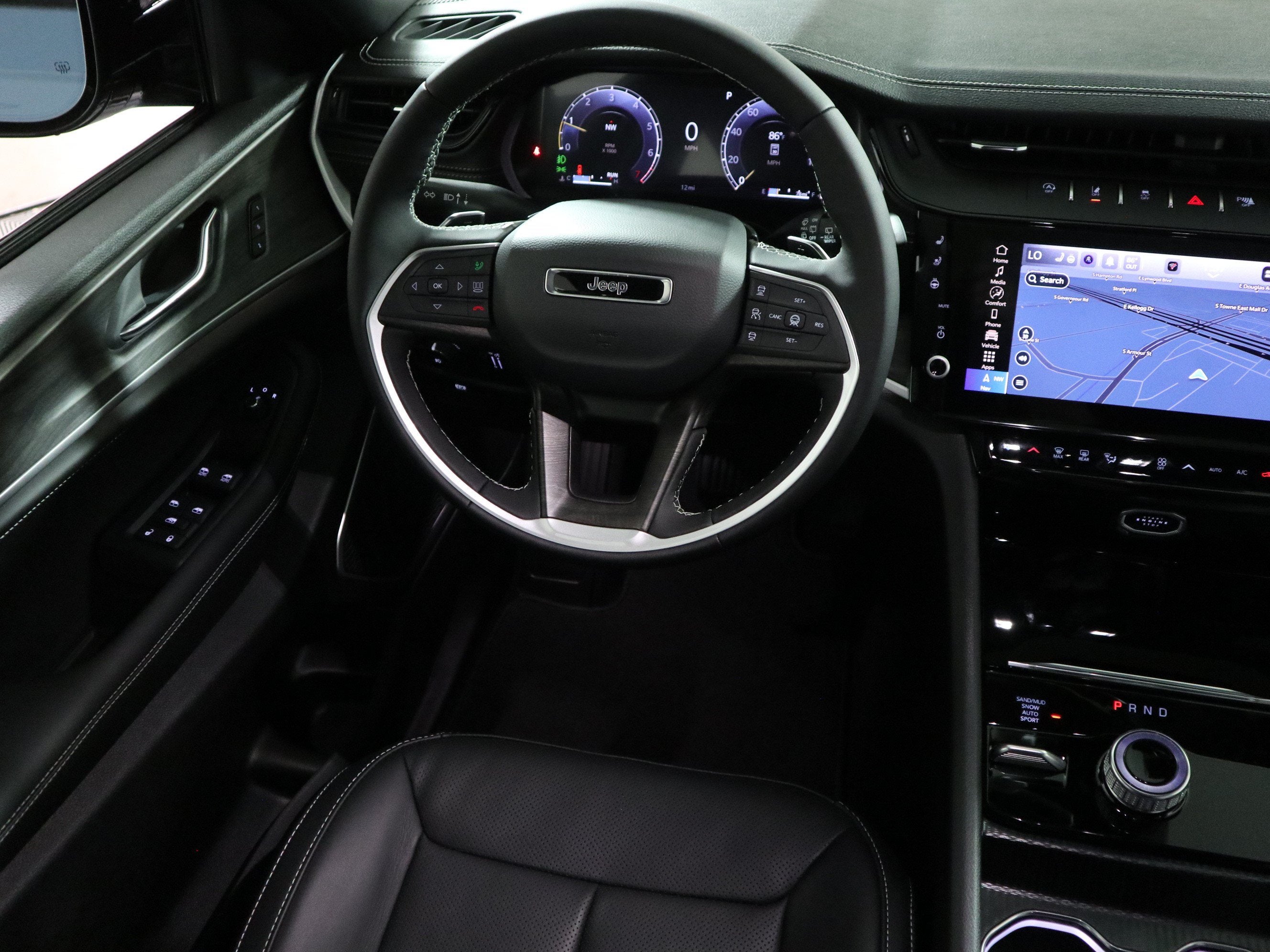 2026 Jeep Grand Cherokee Limited Reserve 4x4