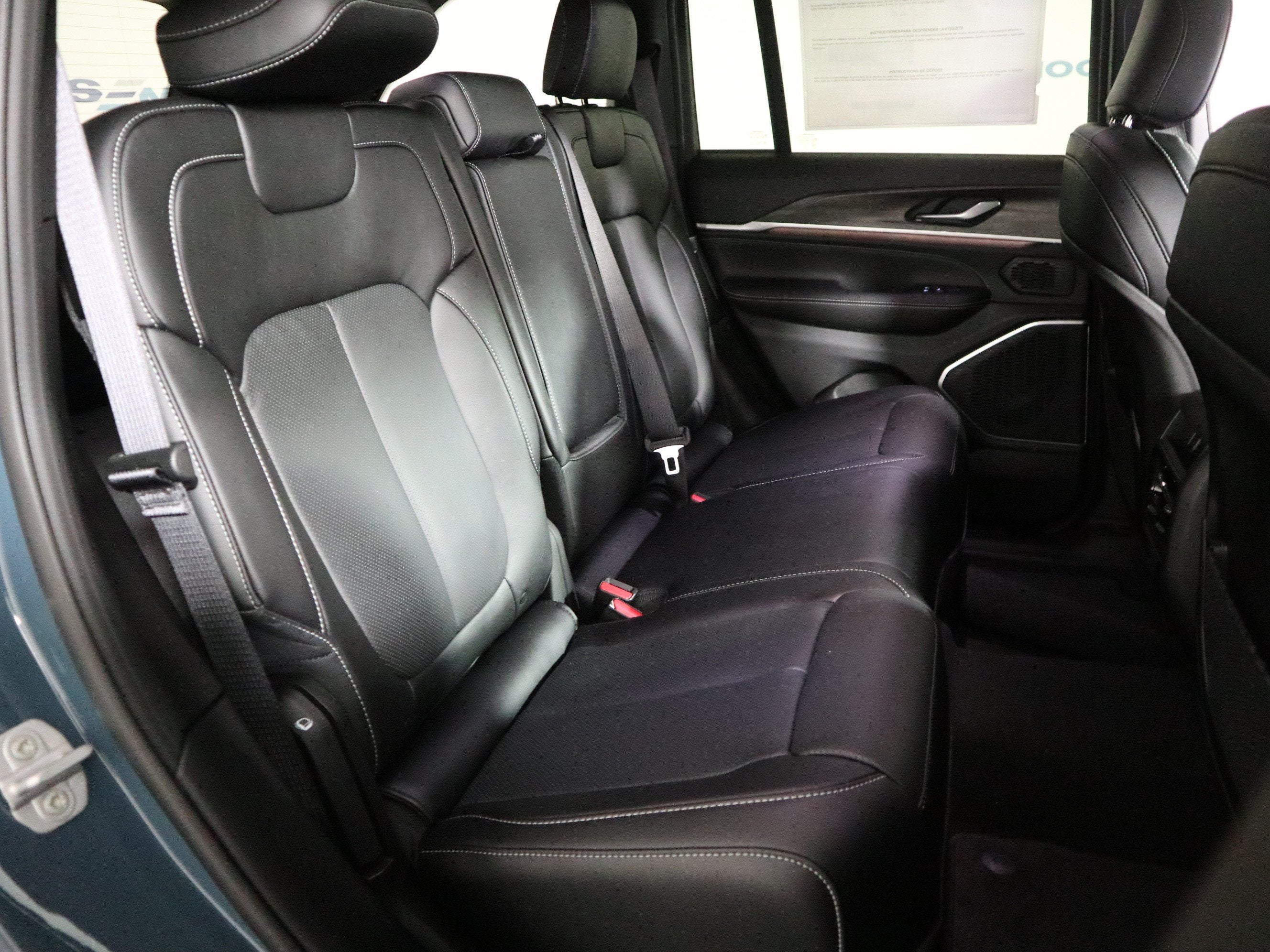 2026 Jeep Grand Cherokee Limited Reserve 4x4