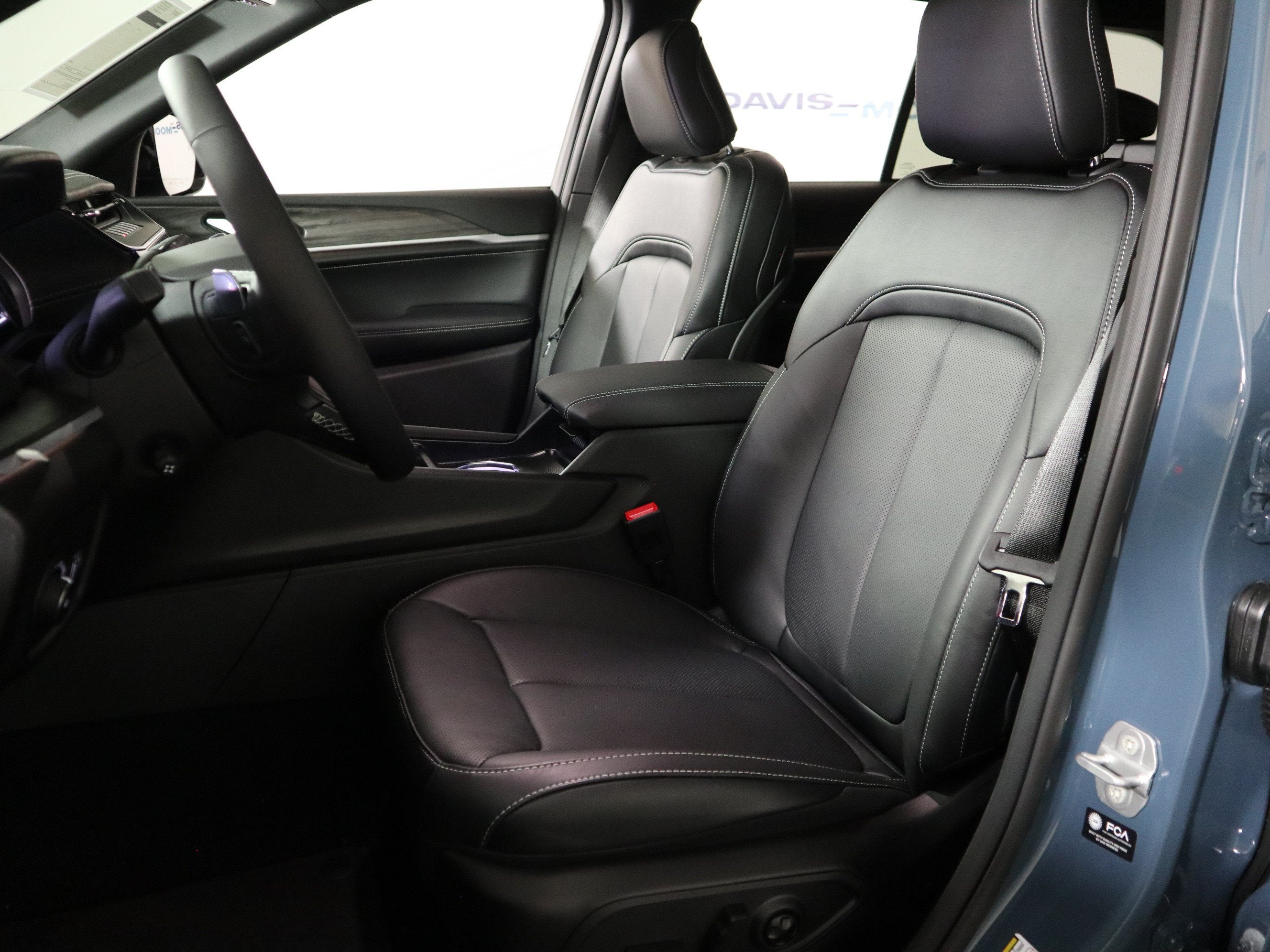 2026 Jeep Grand Cherokee Limited Reserve 4x4