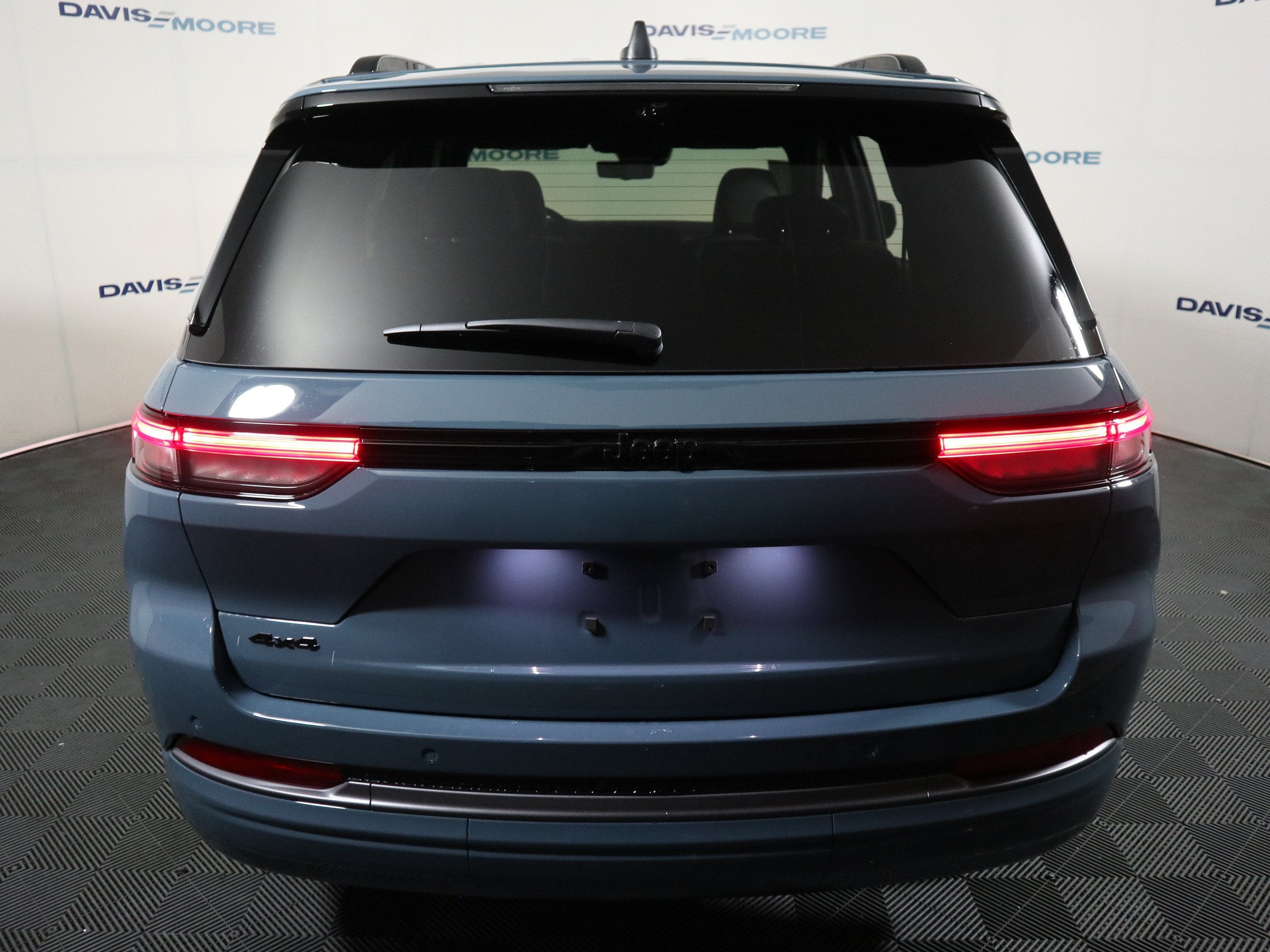 2026 Jeep Grand Cherokee Limited Reserve 4x4