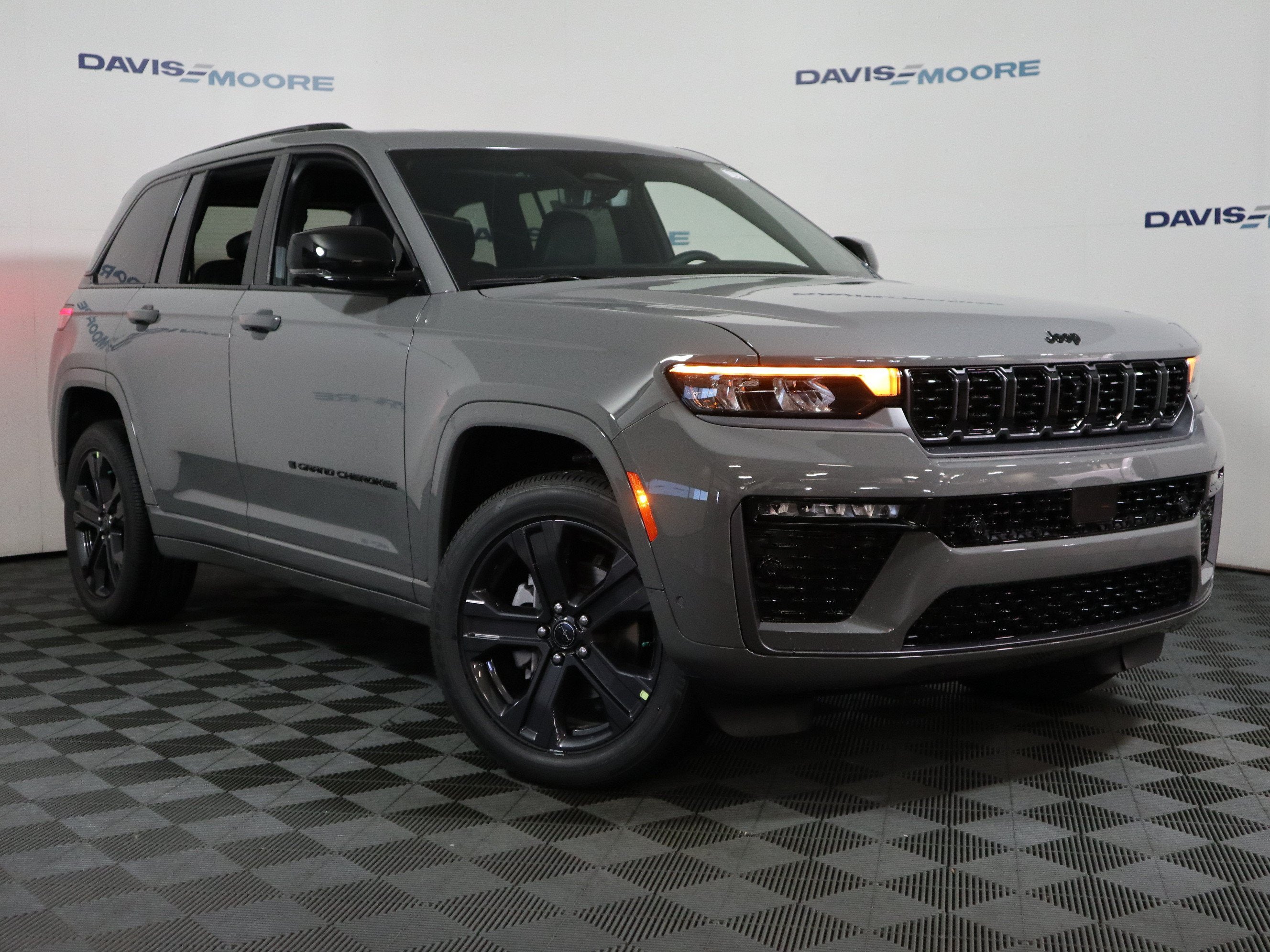 2027 Jeep Grand Cherokee Limited Reserve 4x4