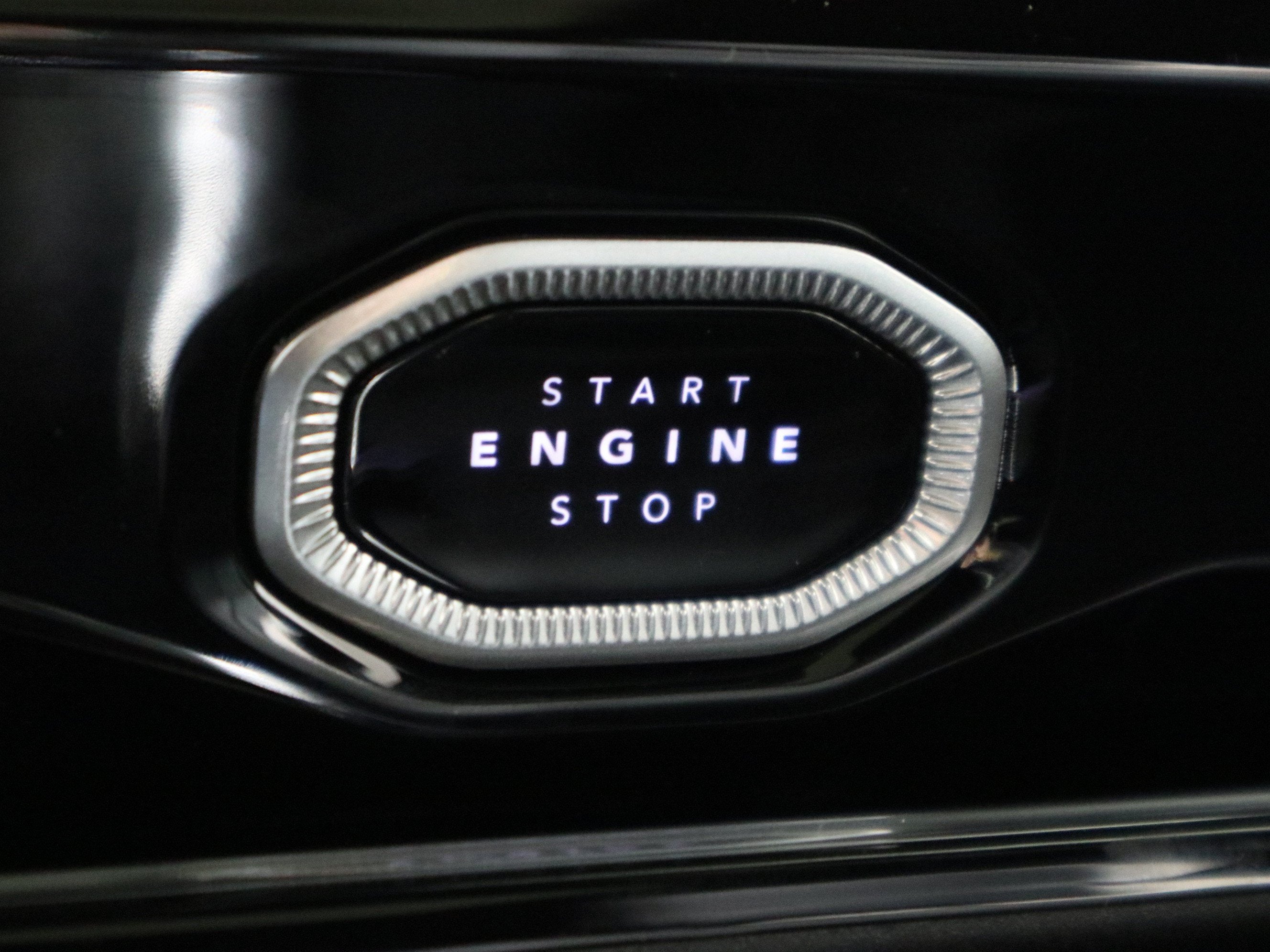 2027 Jeep Grand Cherokee Limited Reserve 4x4