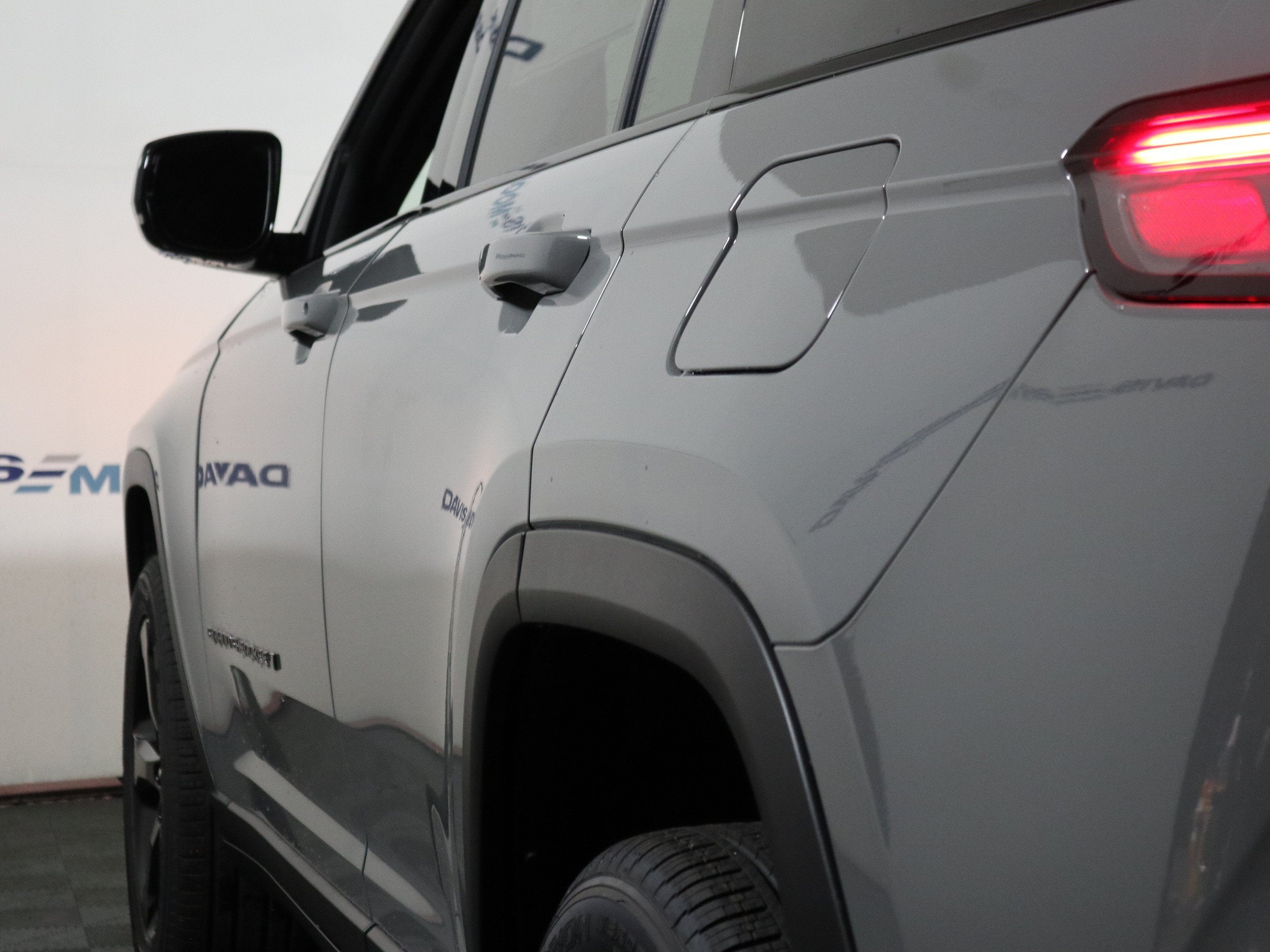 2027 Jeep Grand Cherokee Limited 4x4