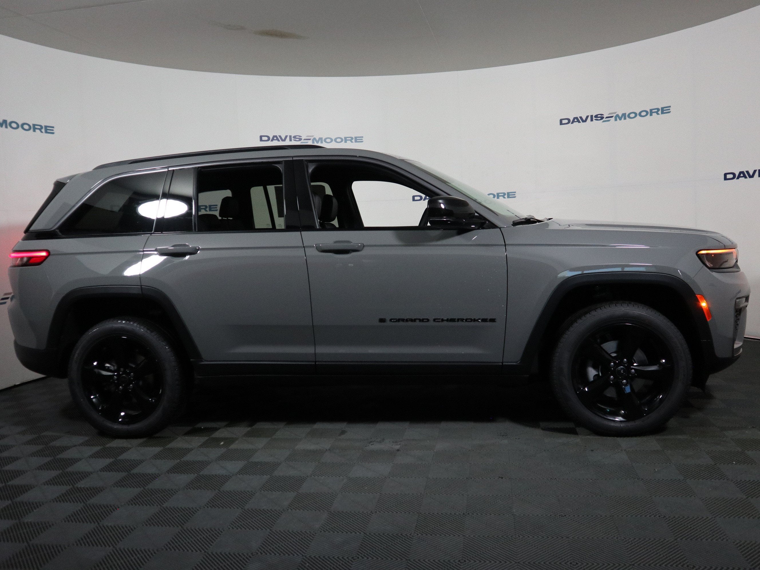 2027 Jeep Grand Cherokee Limited 4x4