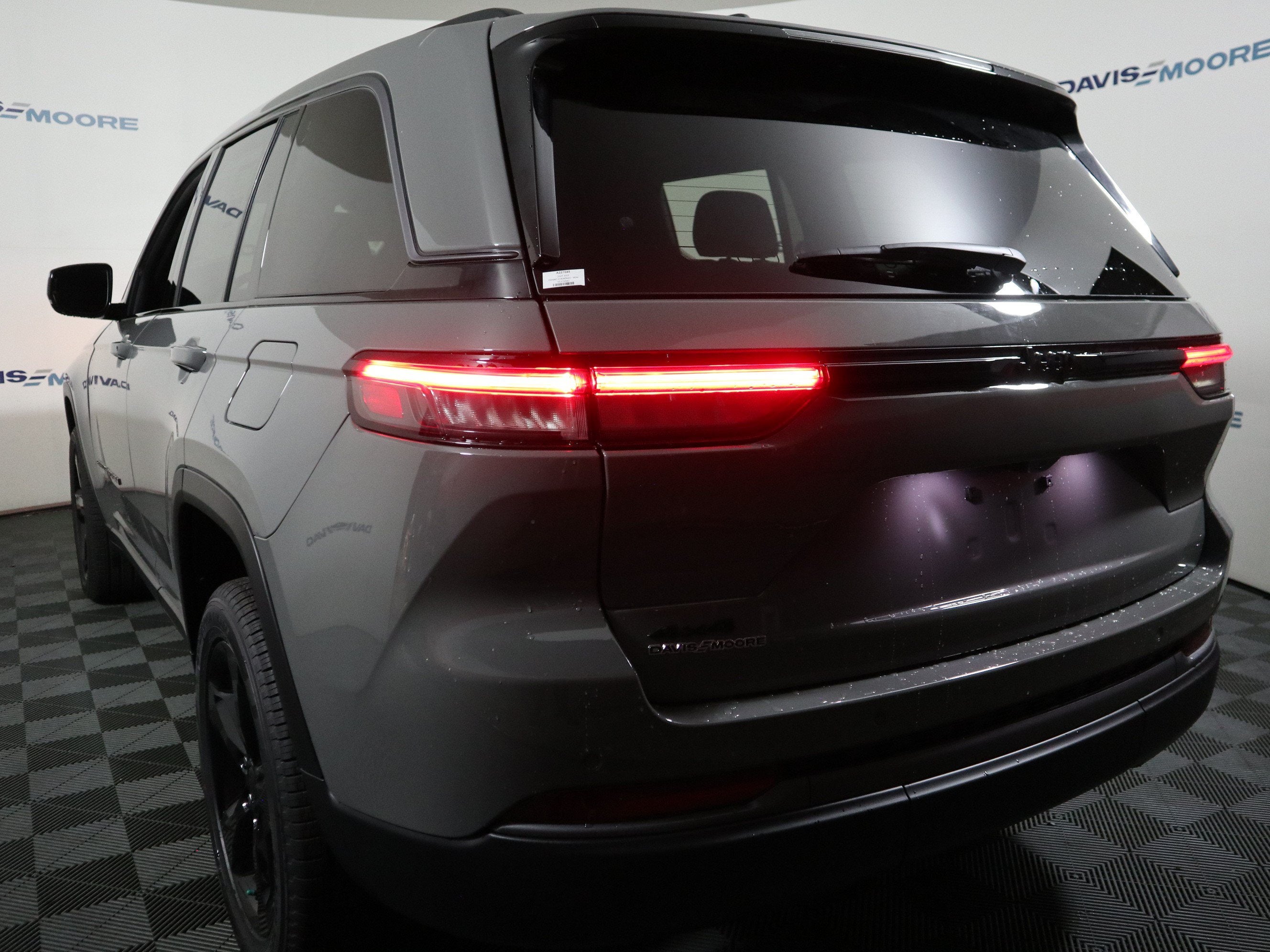 2027 Jeep Grand Cherokee Limited 4x4