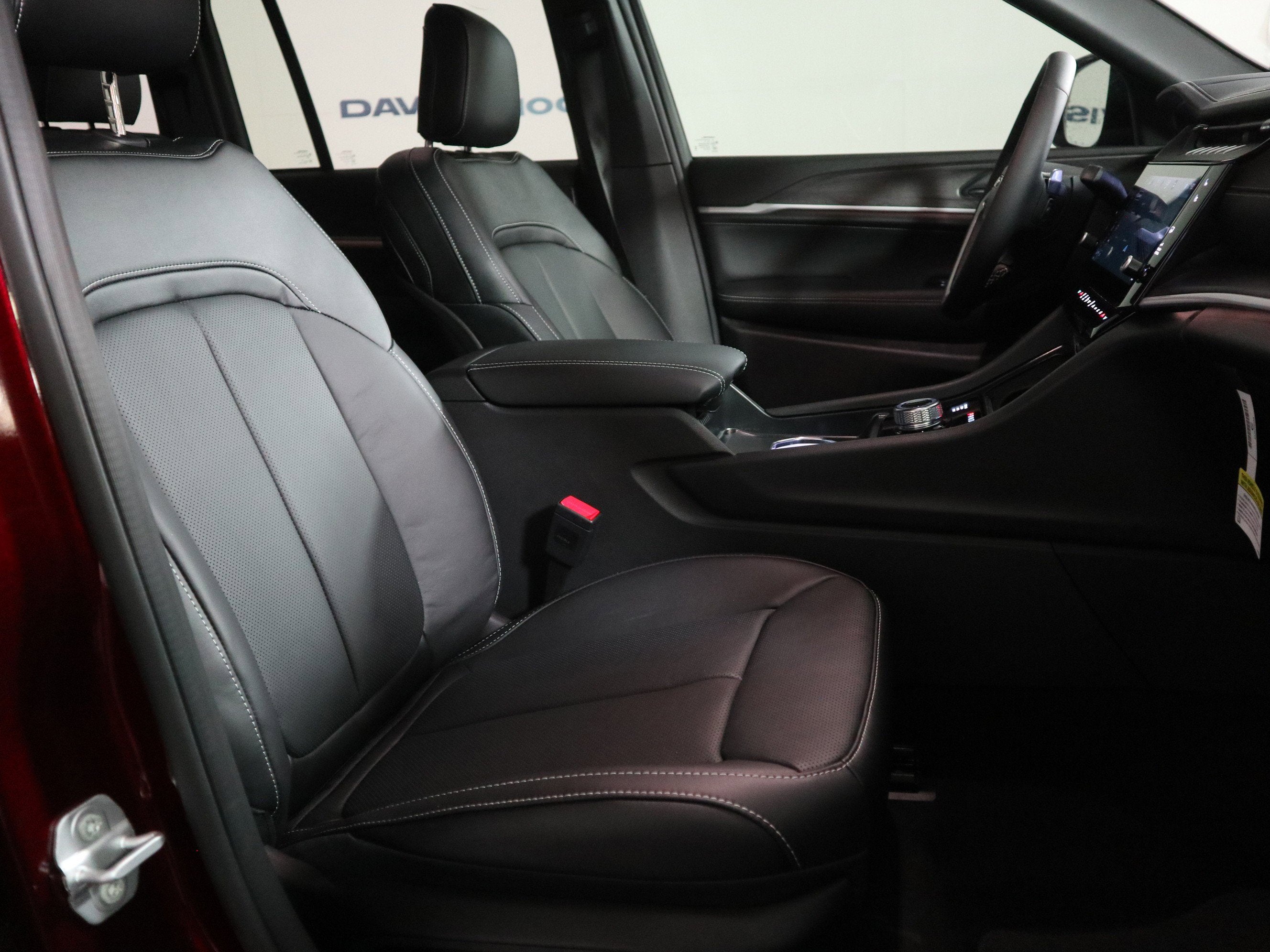 2026 Jeep Grand Cherokee Limited Reserve 4x4