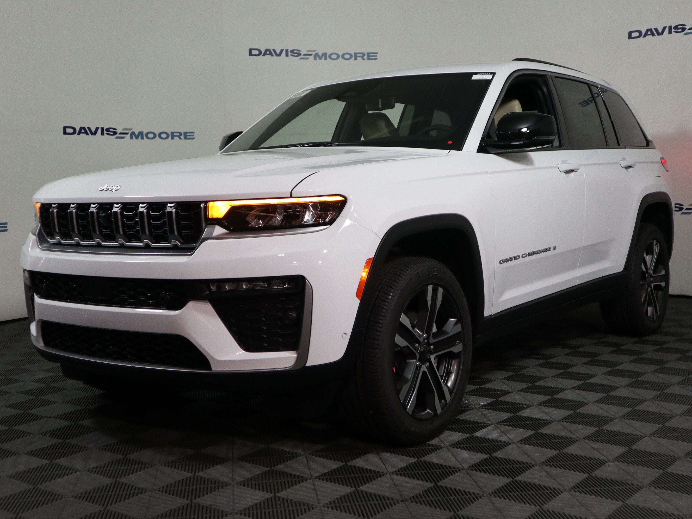 2027 Jeep Grand Cherokee Limited 4x4