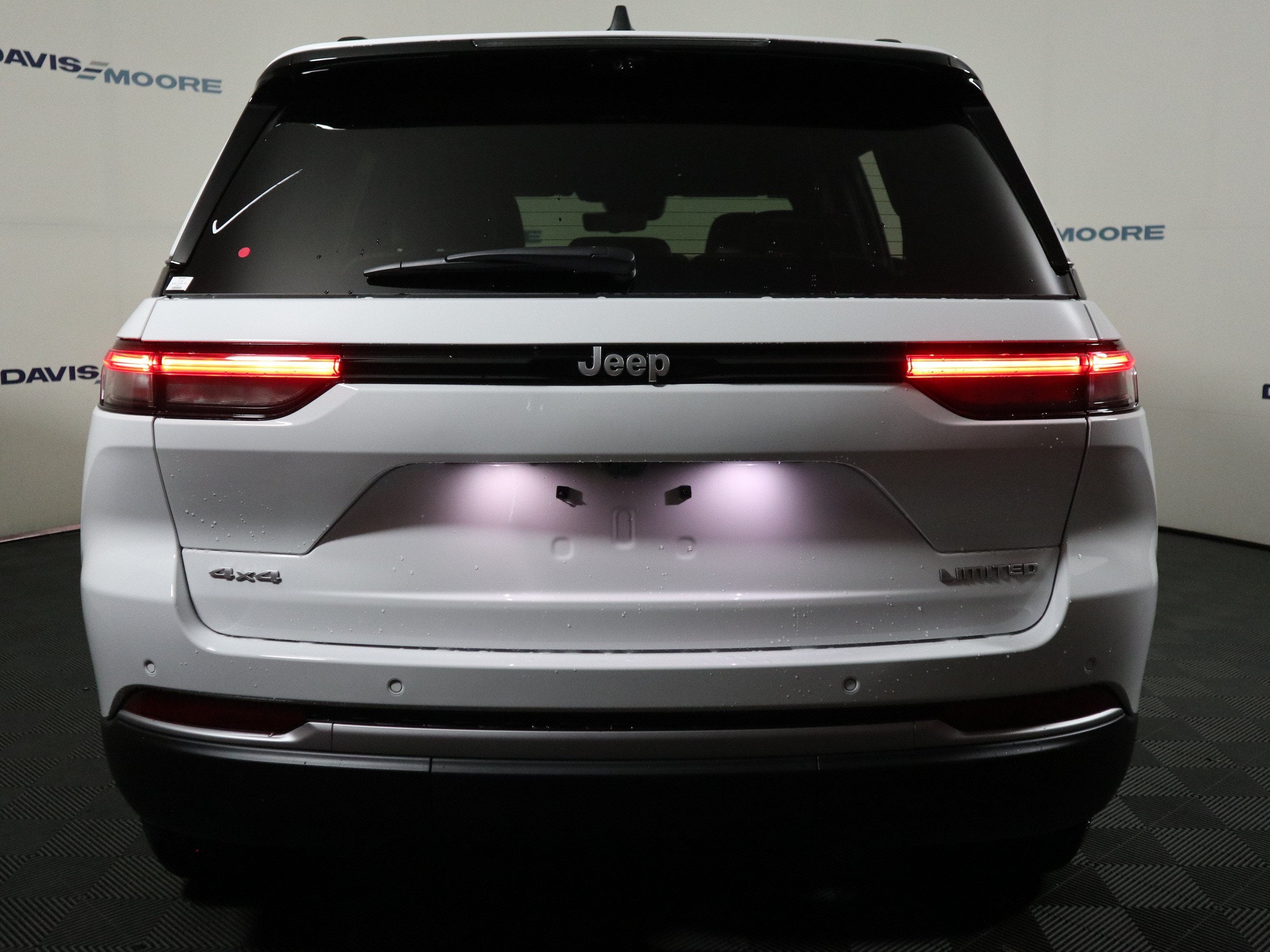 2027 Jeep Grand Cherokee Limited 4x4