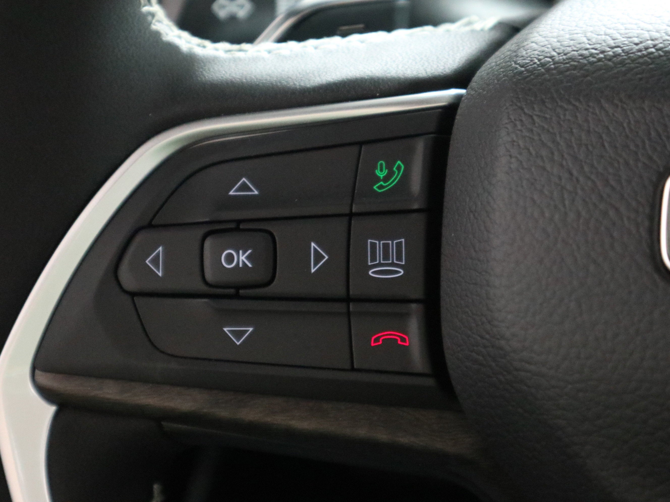 2026 Jeep Grand Cherokee Limited Reserve 4x4
