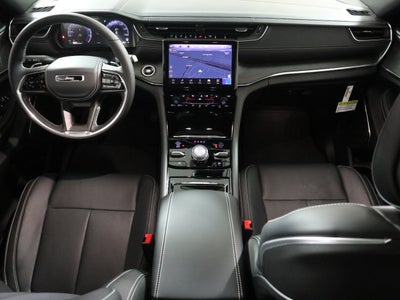 2025 Jeep Grand Cherokee Overland 4x4