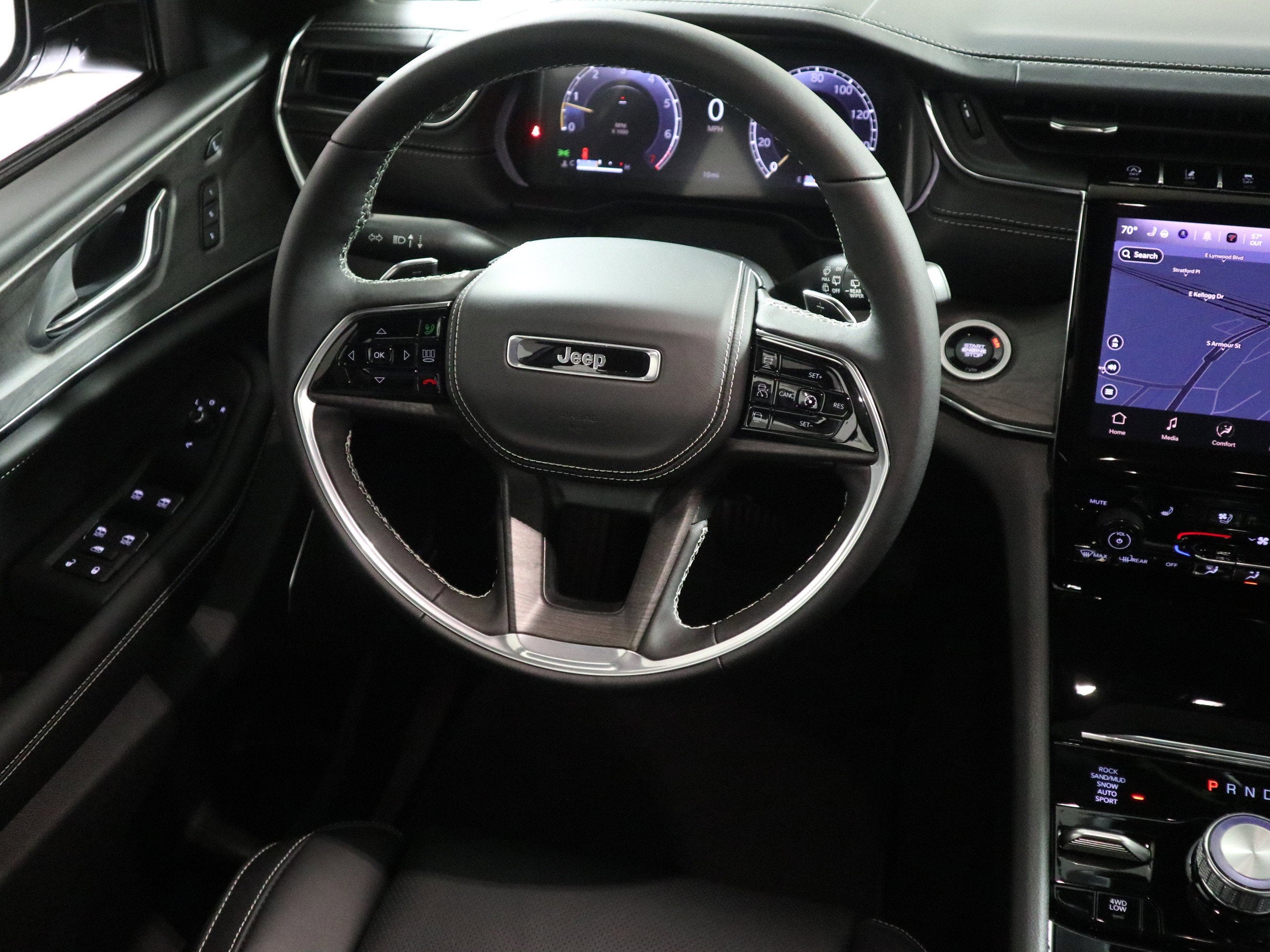 2025 Jeep Grand Cherokee Overland 4x4