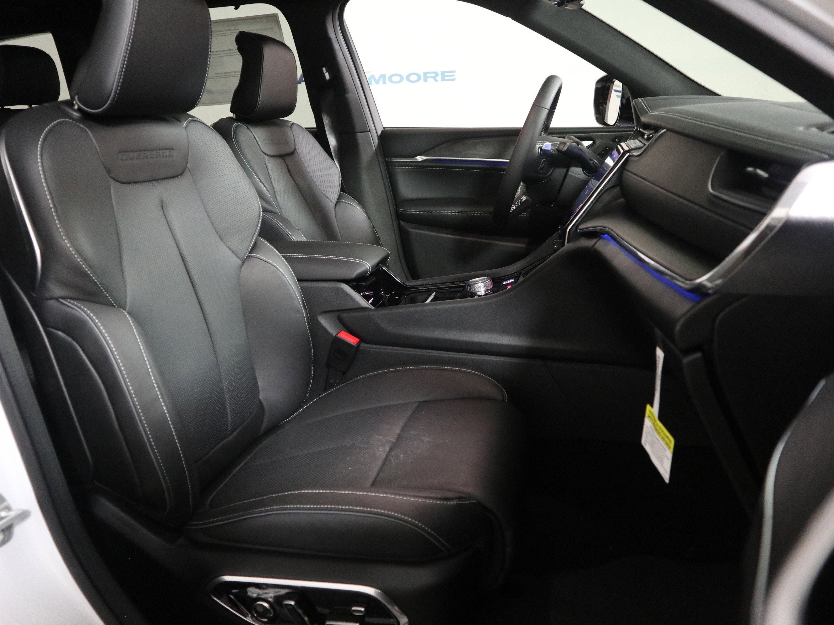 2025 Jeep Grand Cherokee Overland 4x4