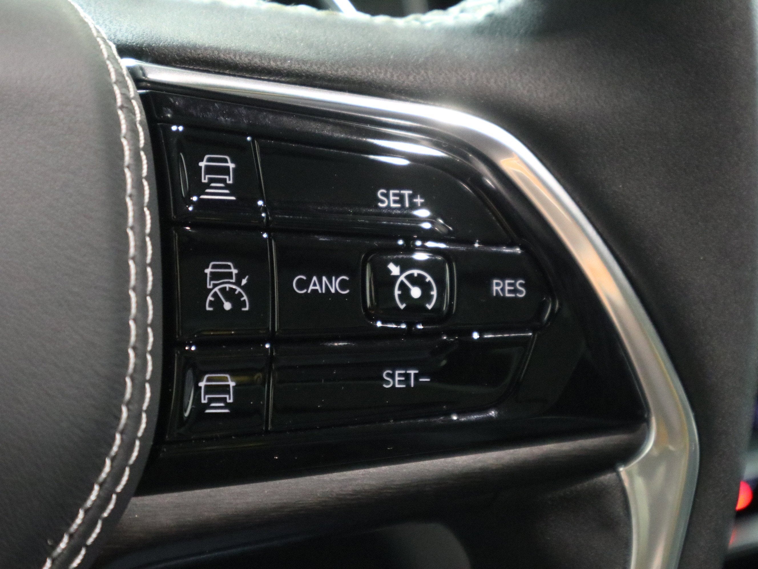 2025 Jeep Grand Cherokee Overland 4x4