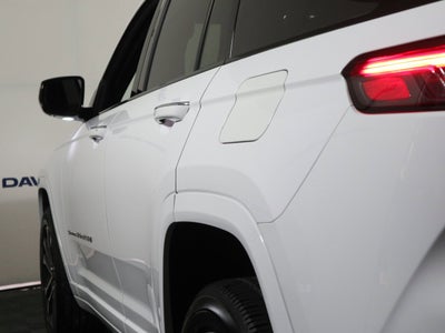 2022 Jeep Grand Cherokee Overland 4x4