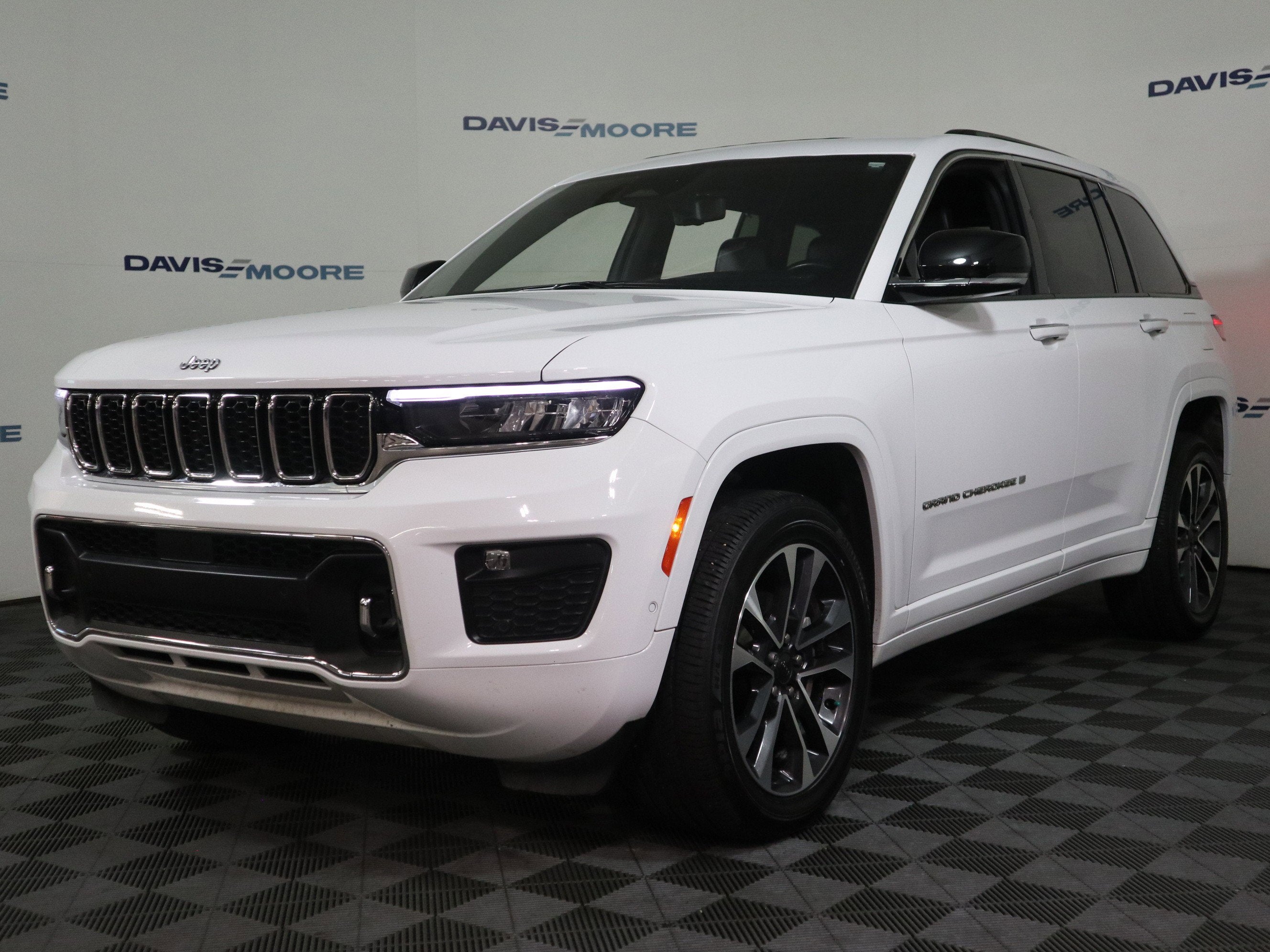 2022 Jeep Grand Cherokee Overland 4x4