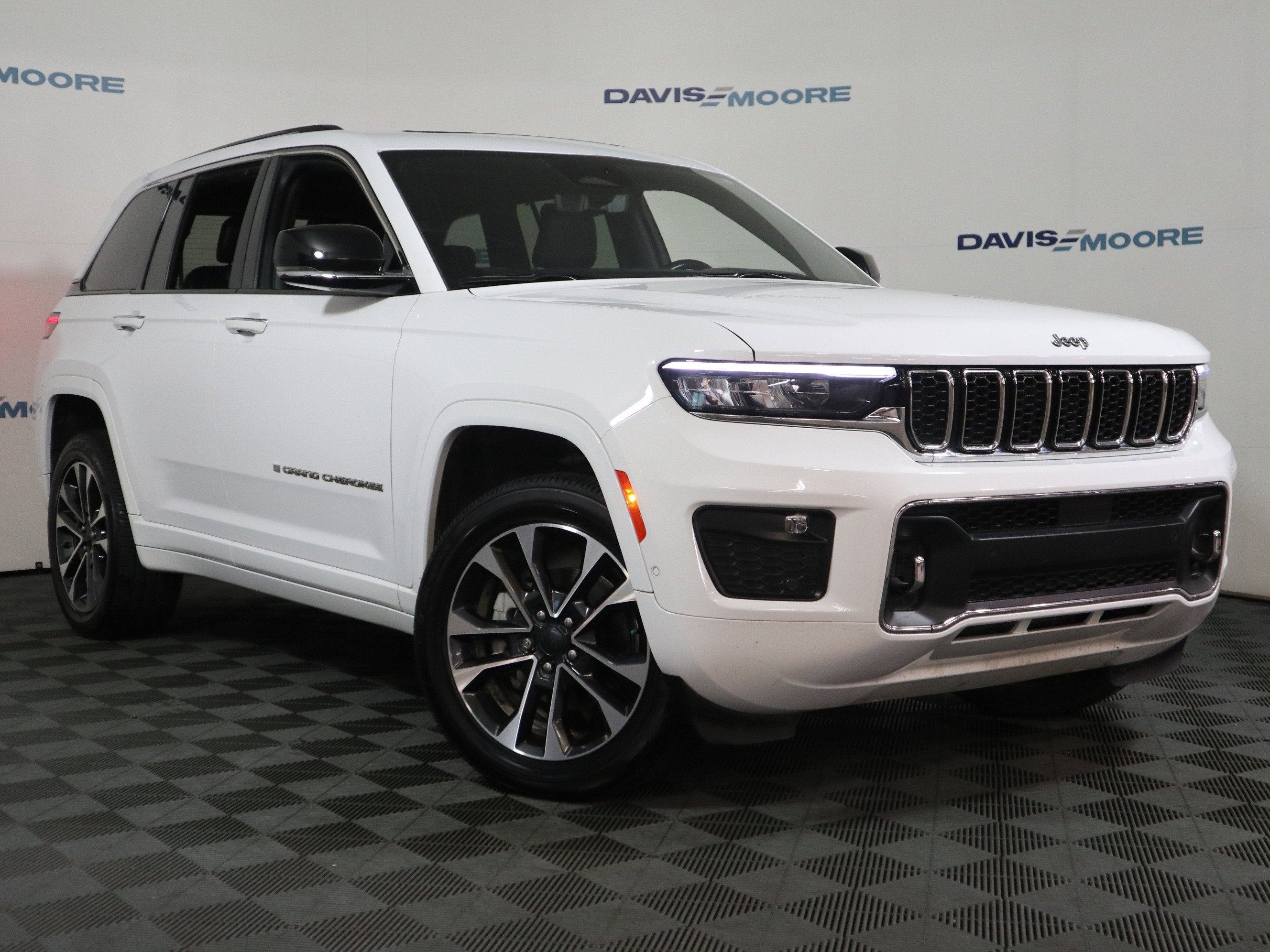 2022 Jeep Grand Cherokee Overland 4x4