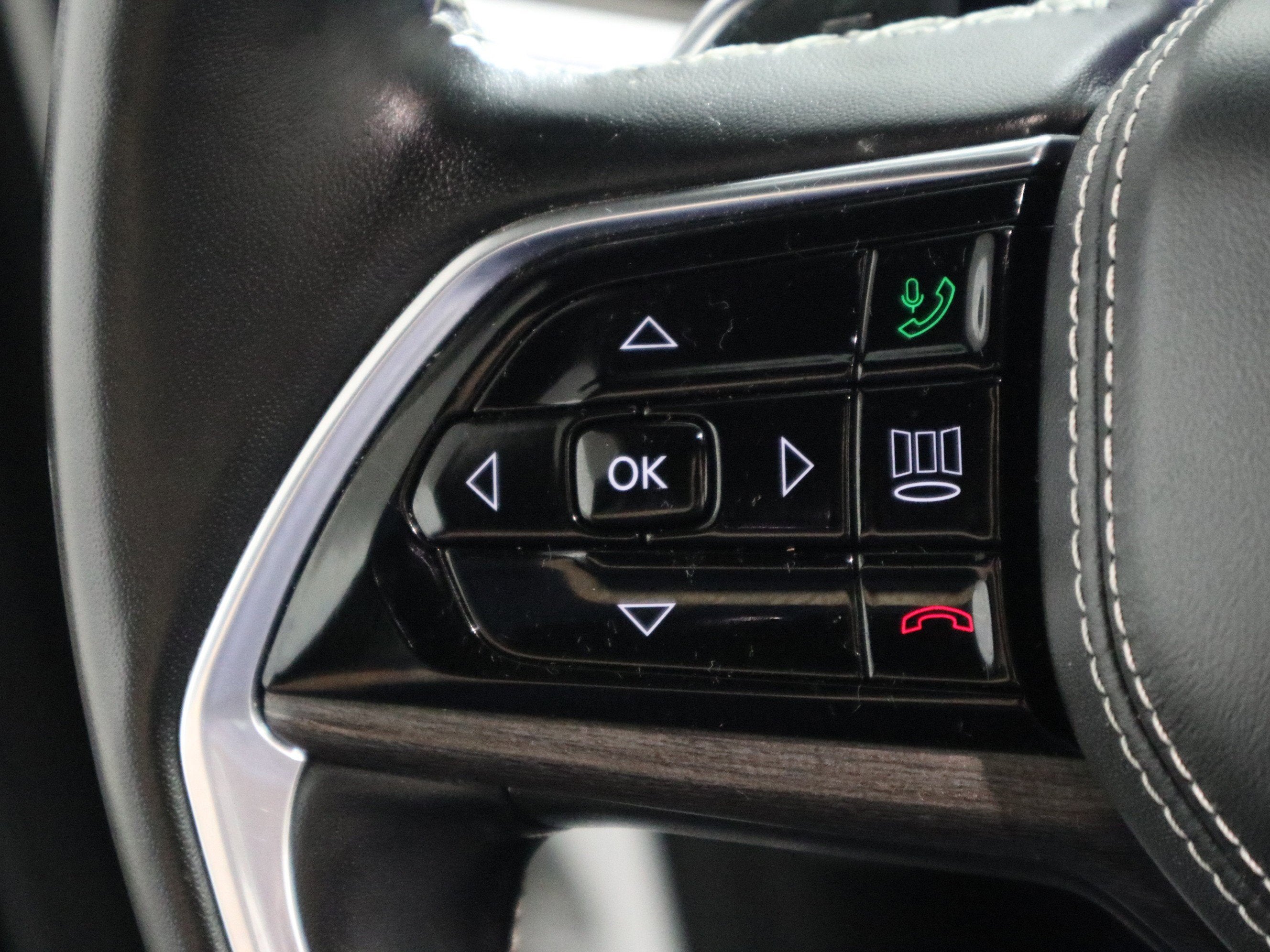 2022 Jeep Grand Cherokee Overland 4x4