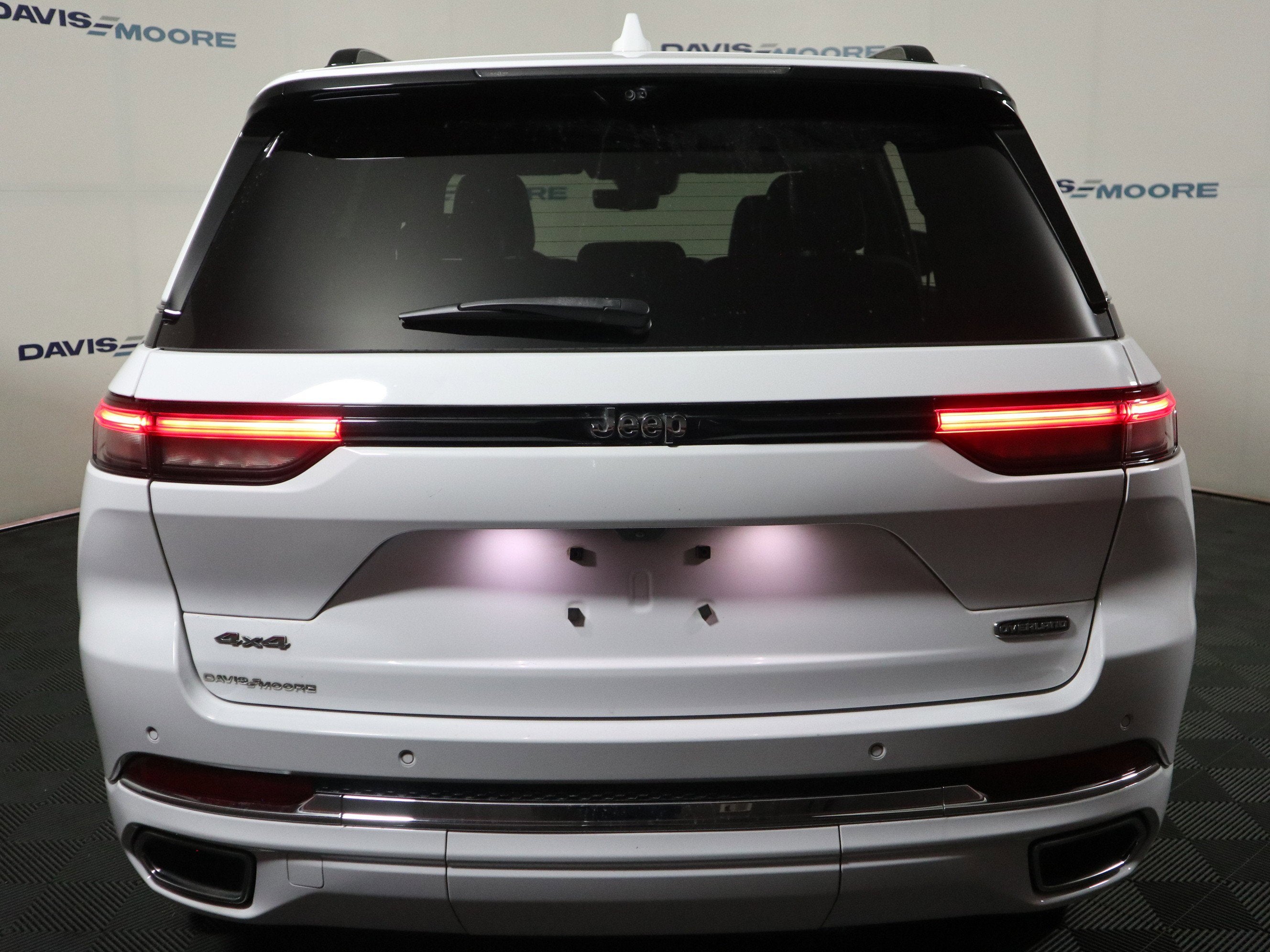 2022 Jeep Grand Cherokee Overland 4x4