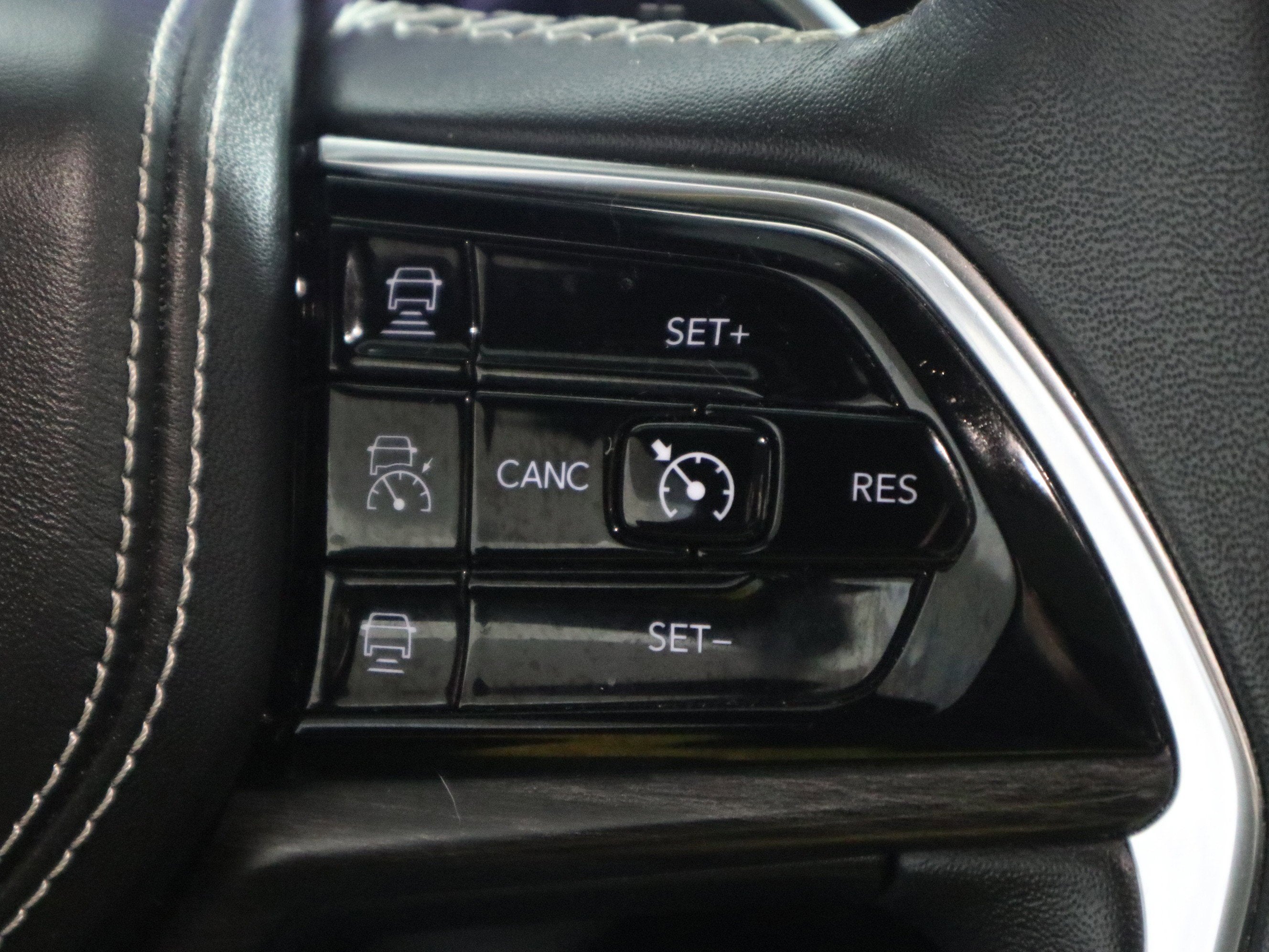 2022 Jeep Grand Cherokee Overland 4x4