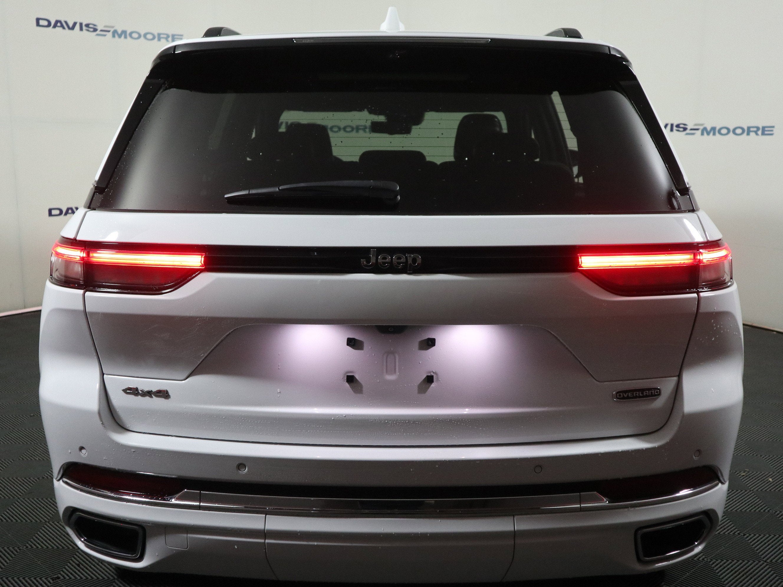 2022 Jeep Grand Cherokee Overland 4x4