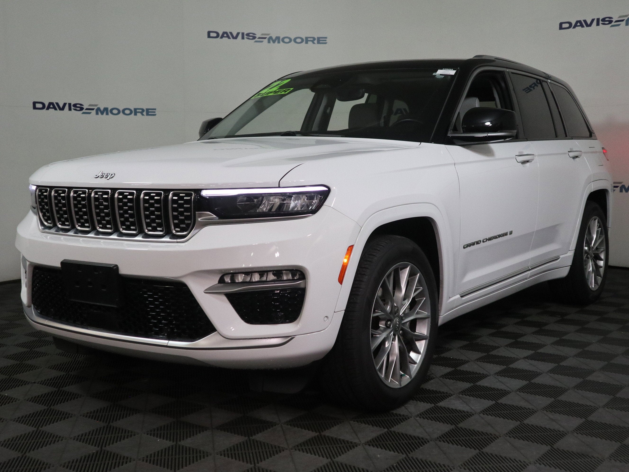 2022 Jeep Grand Cherokee Summit 4x4