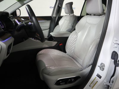 2022 Jeep Grand Cherokee Summit 4x4