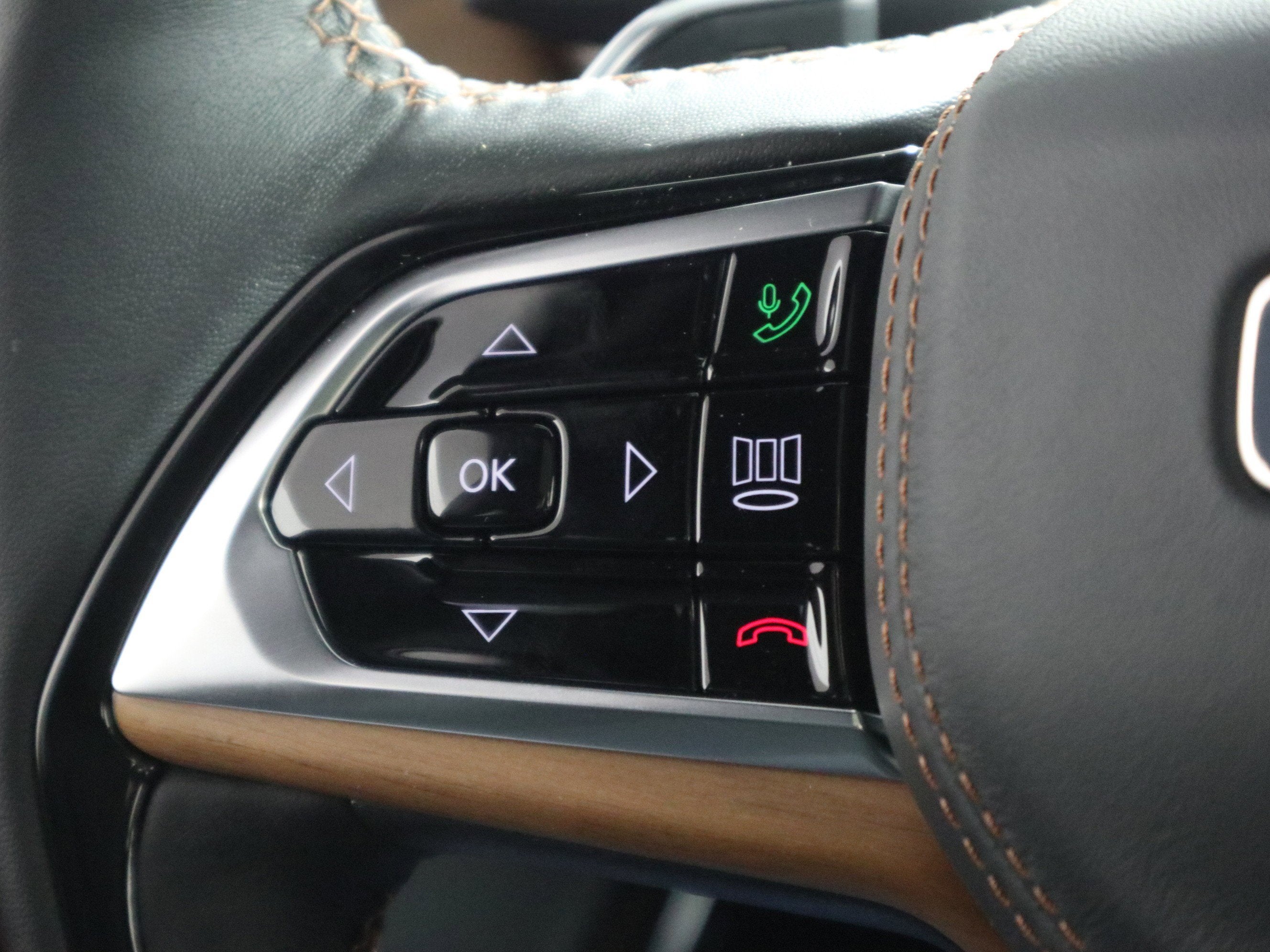 2025 Jeep Grand Cherokee Summit Reserve 4x4