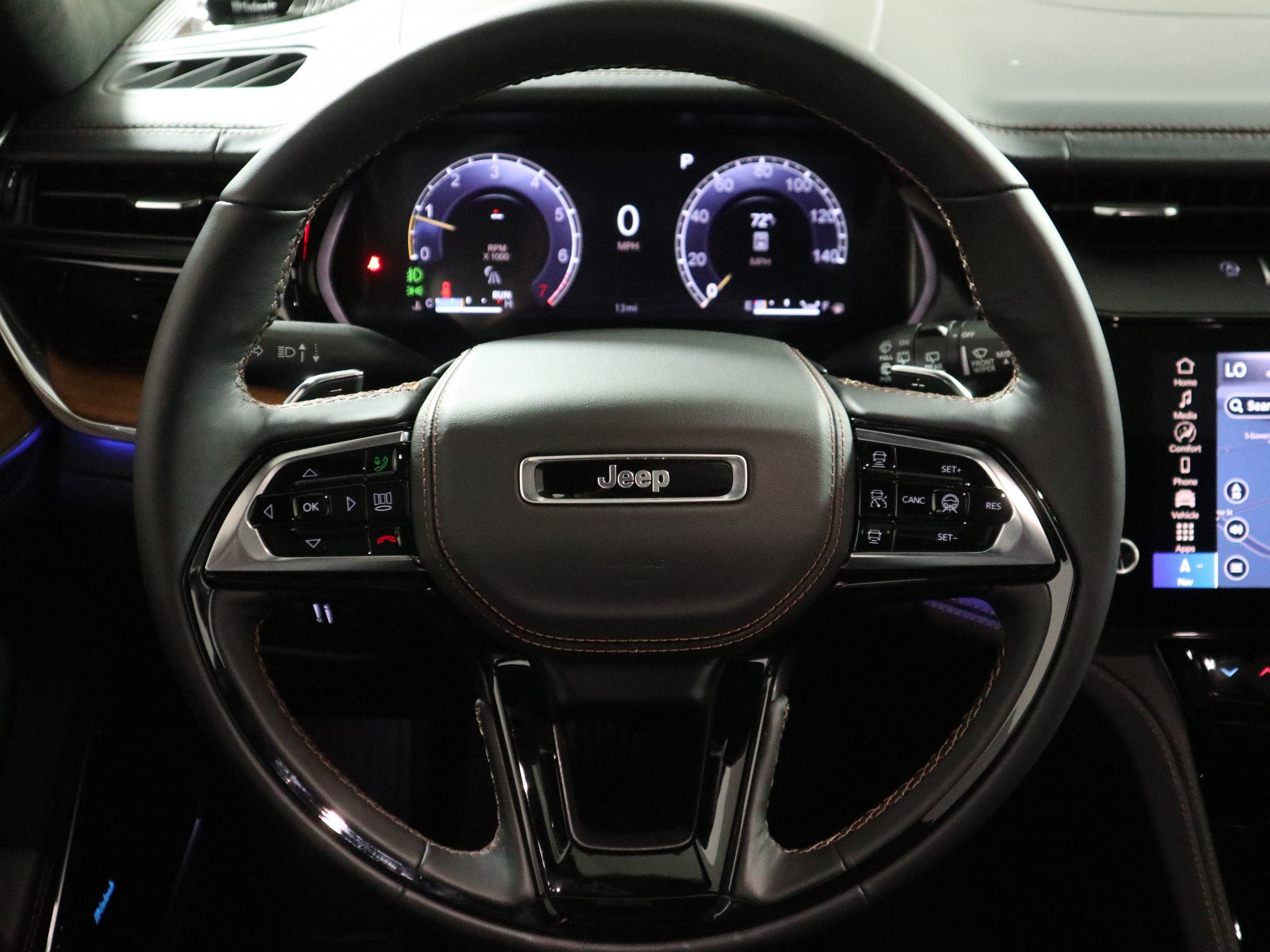 2027 Jeep Grand Cherokee Summit 4x4