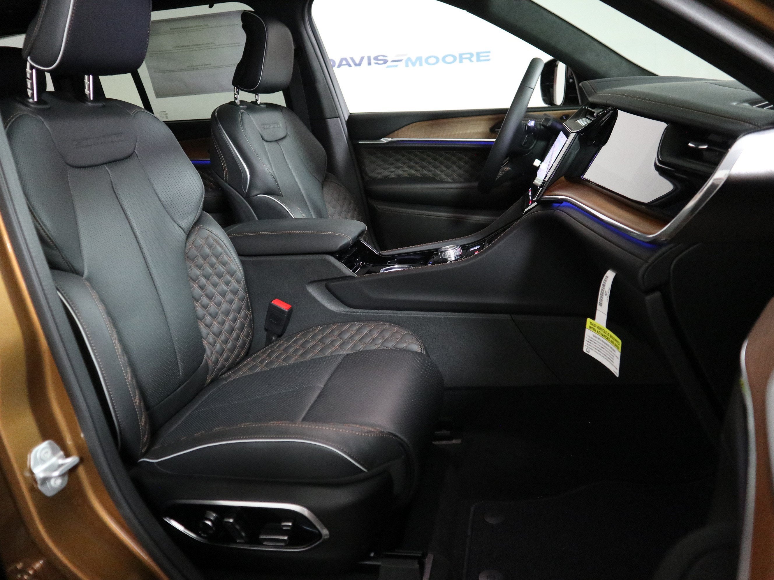 2027 Jeep Grand Cherokee Summit 4x4