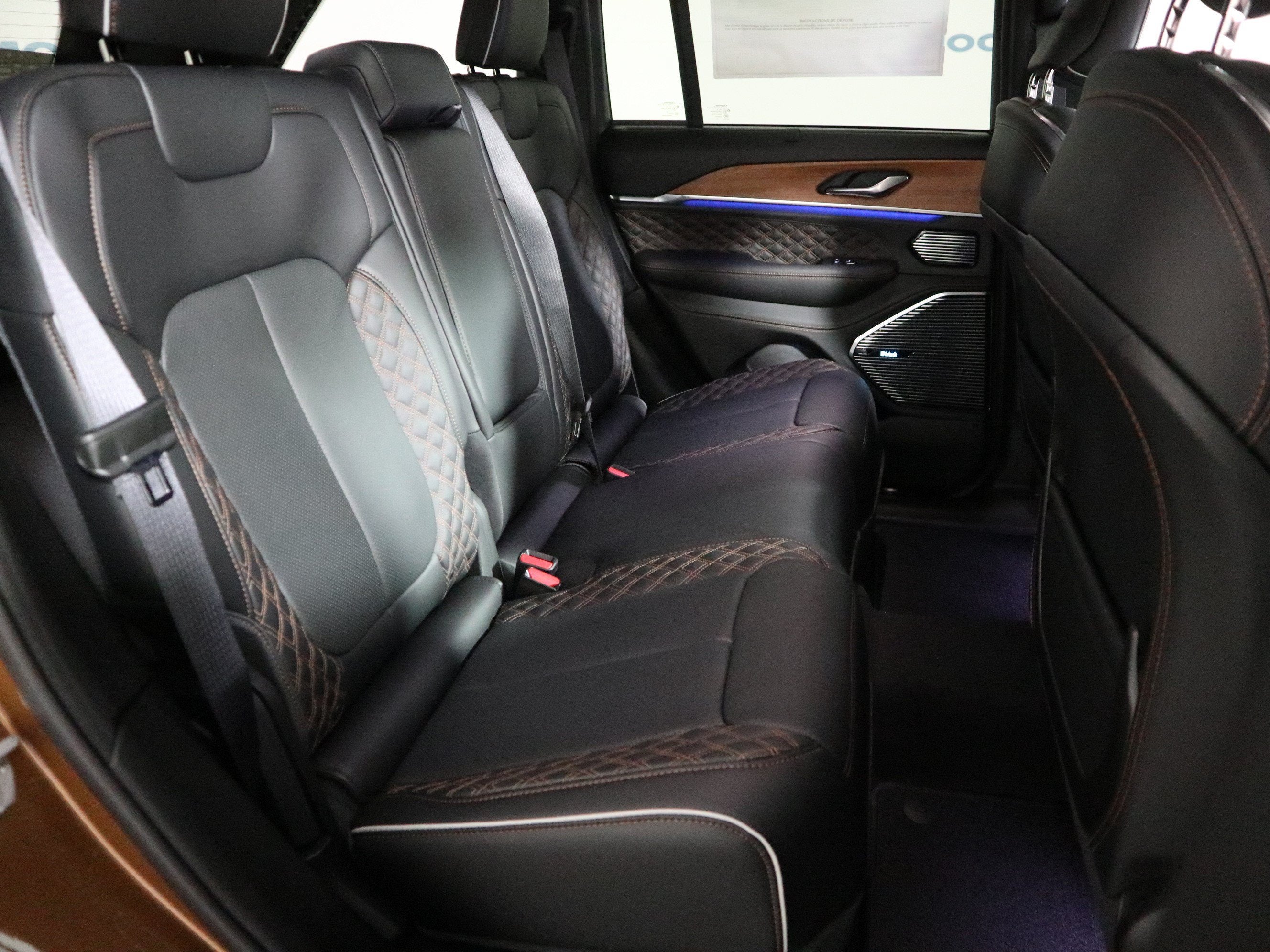 2027 Jeep Grand Cherokee Summit 4x4