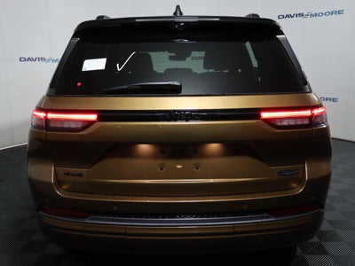 2027 Jeep Grand Cherokee Summit 4x4