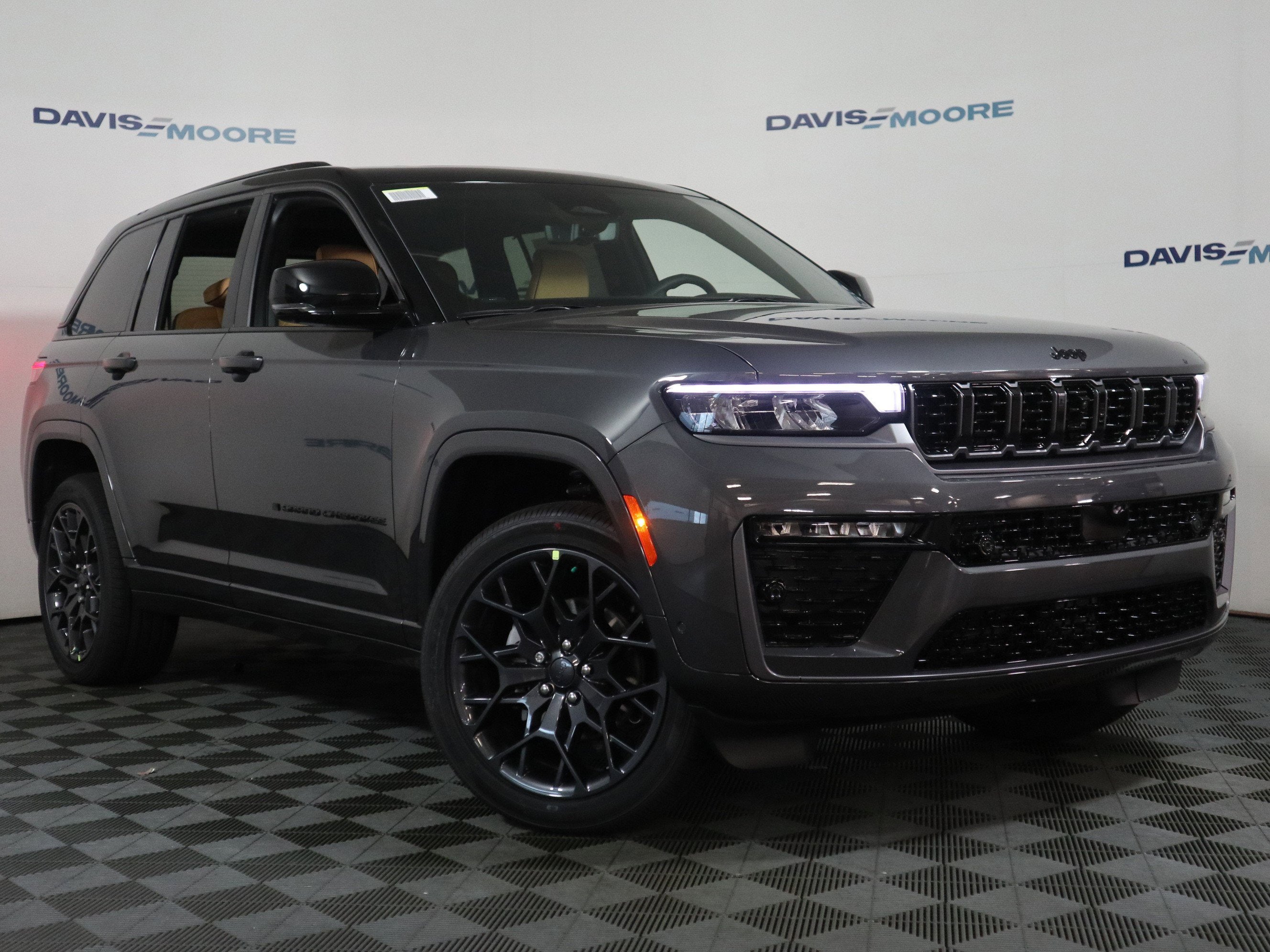 2026 Jeep Grand Cherokee Summit 4x4