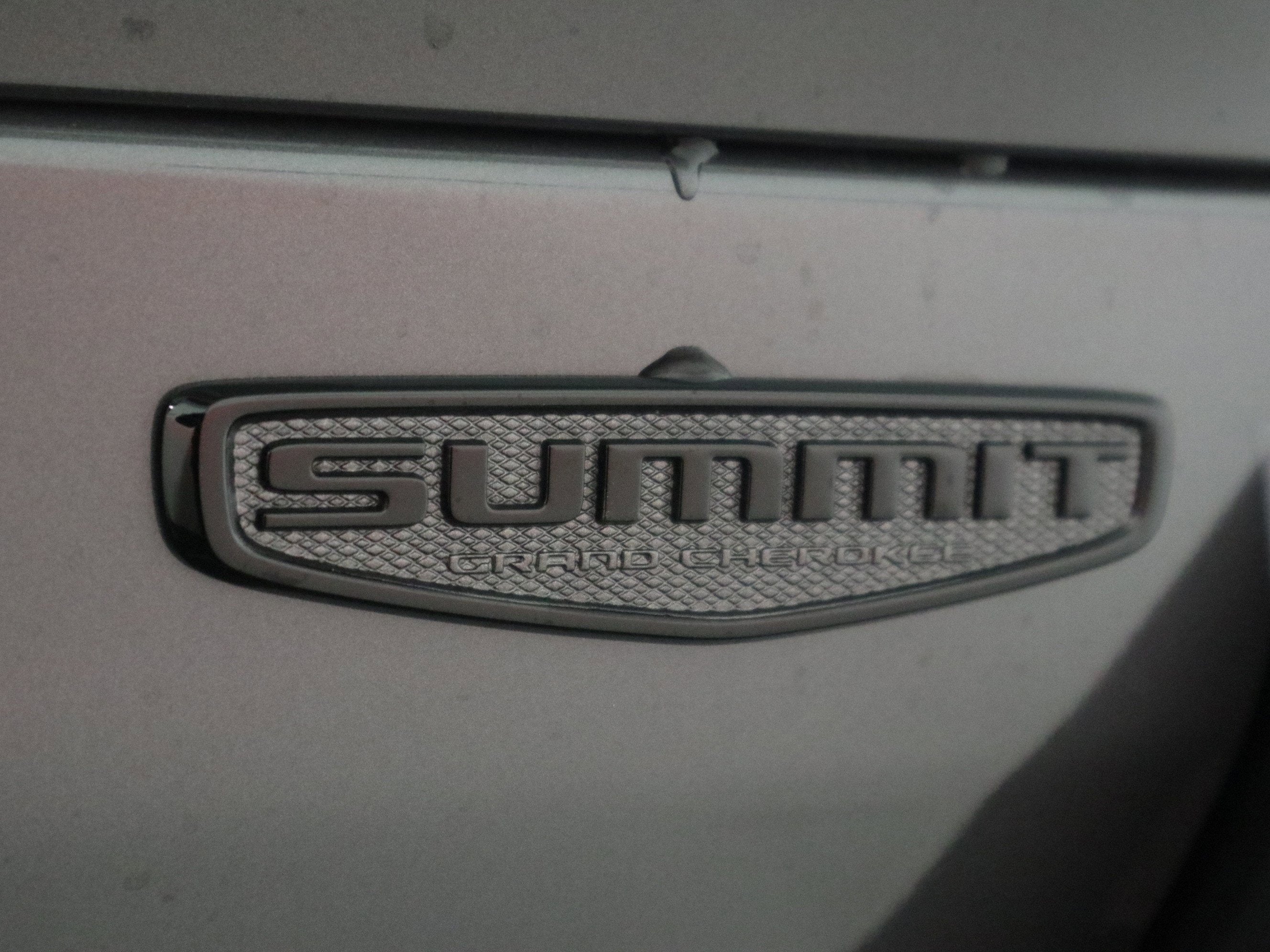 2026 Jeep Grand Cherokee Summit 4x4