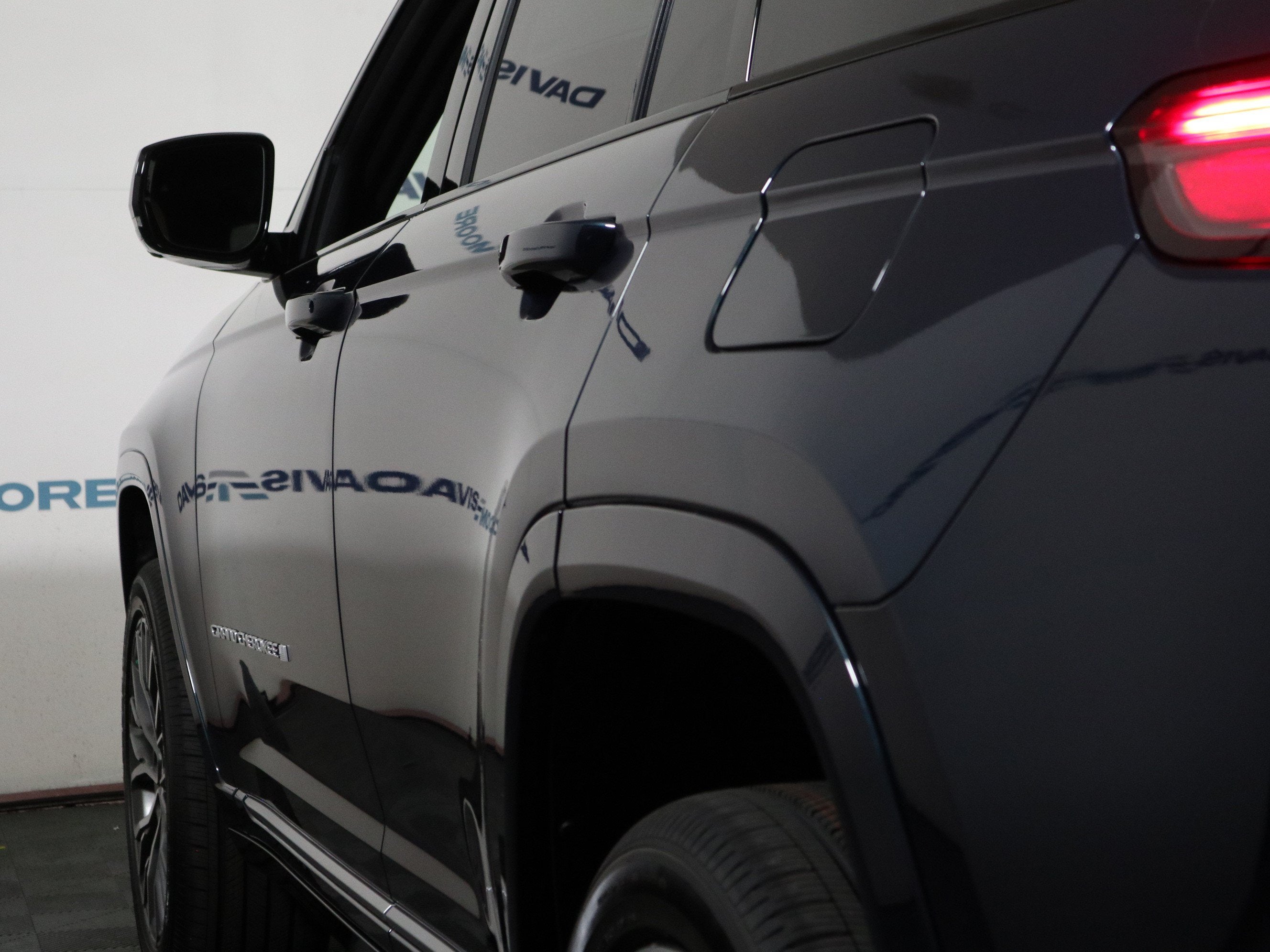 2027 Jeep Grand Cherokee Summit 4x4