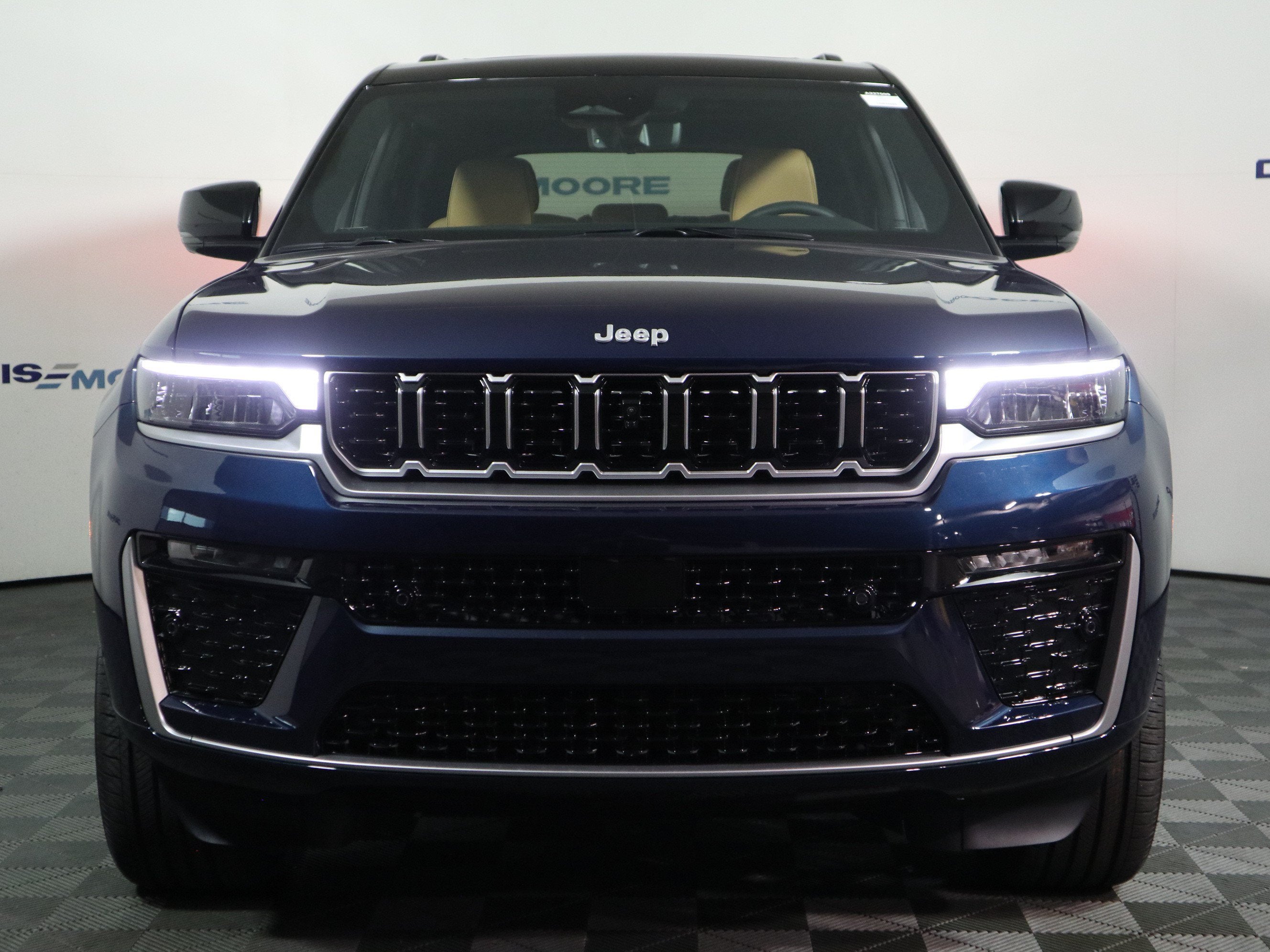 2027 Jeep Grand Cherokee Summit 4x4