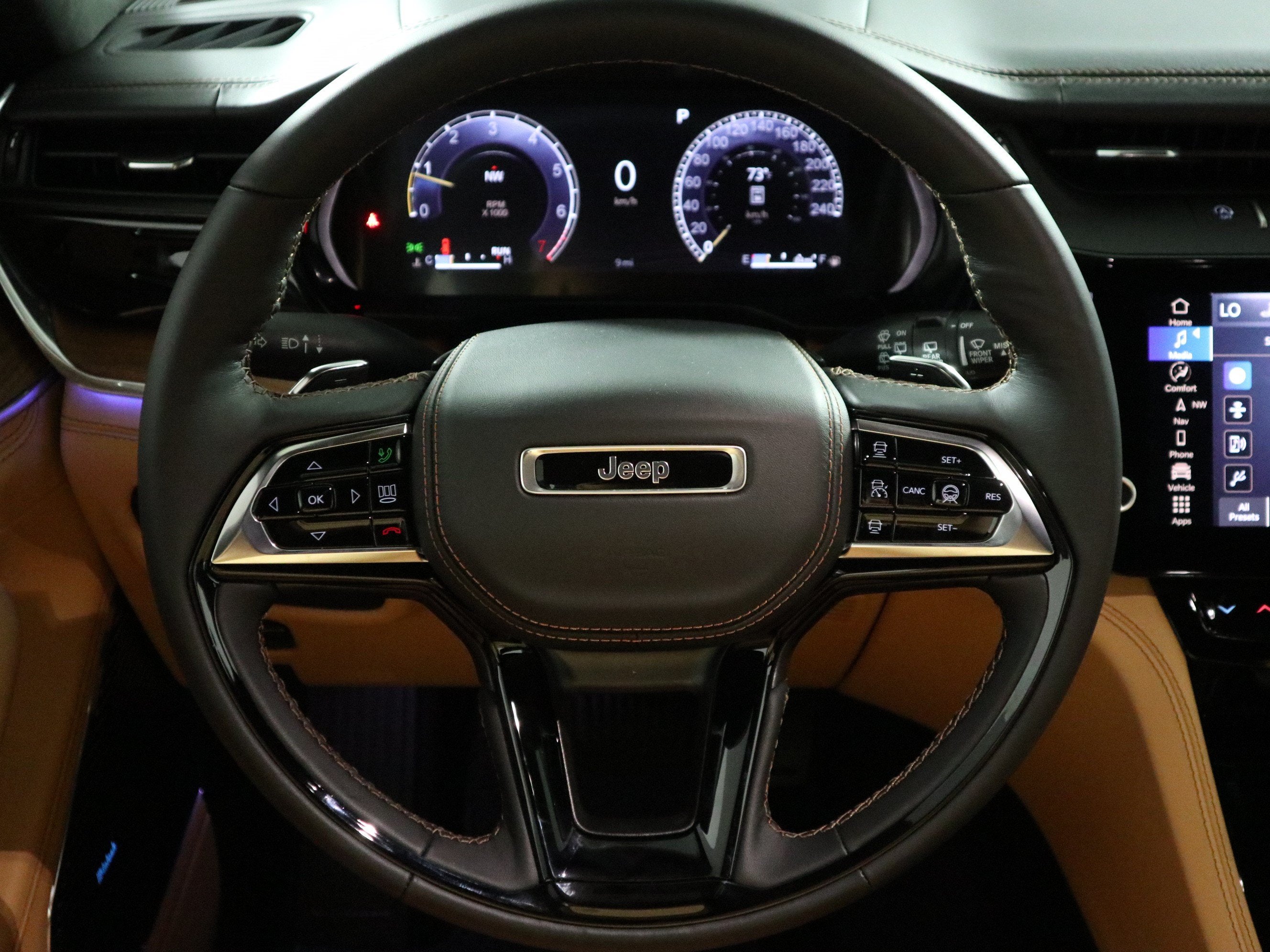 2027 Jeep Grand Cherokee Summit 4x4