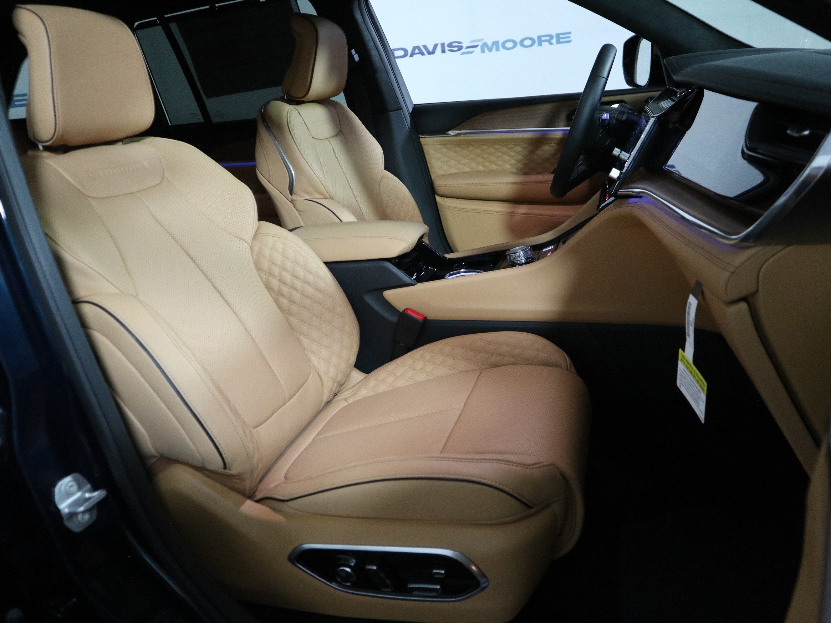 2027 Jeep Grand Cherokee Summit 4x4