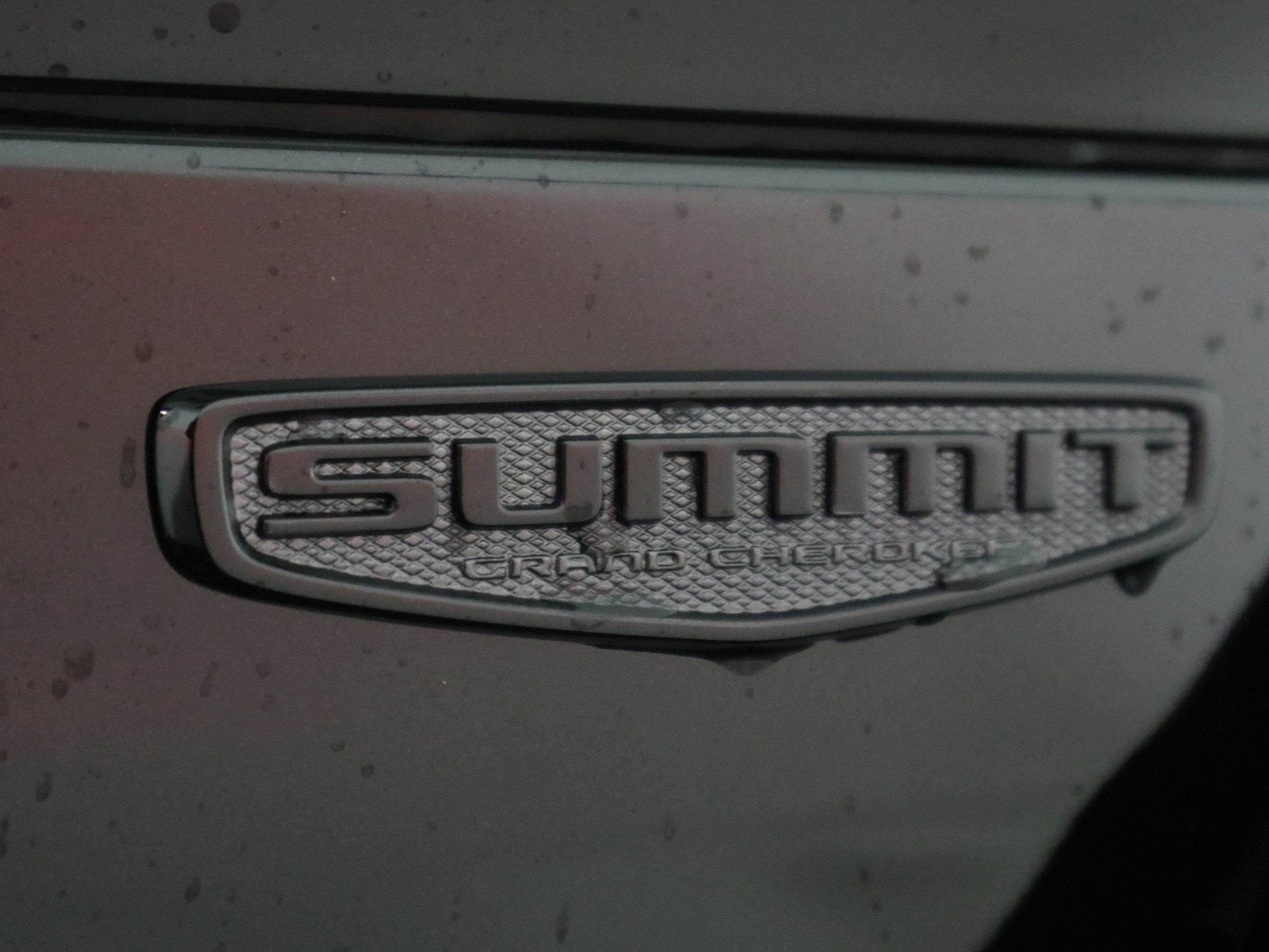 2026 Jeep Grand Cherokee Summit 4x4
