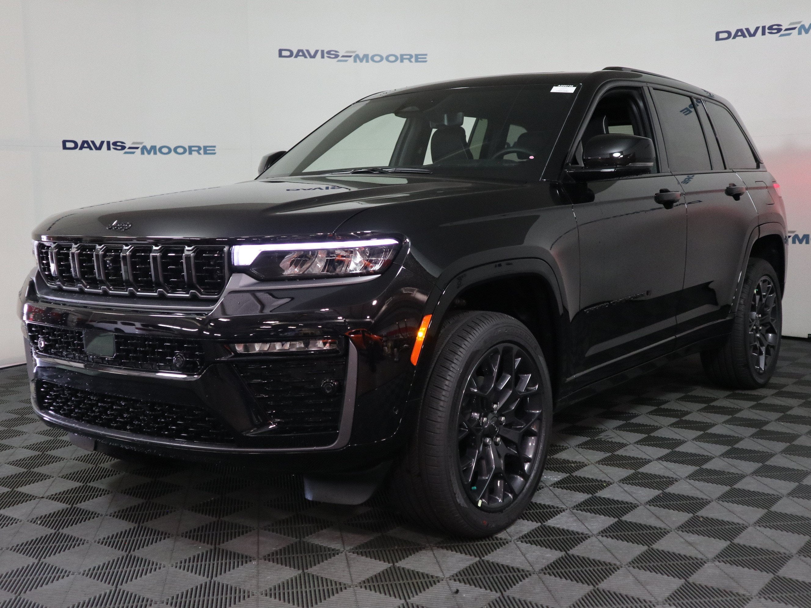 2026 Jeep Grand Cherokee Summit 4x4