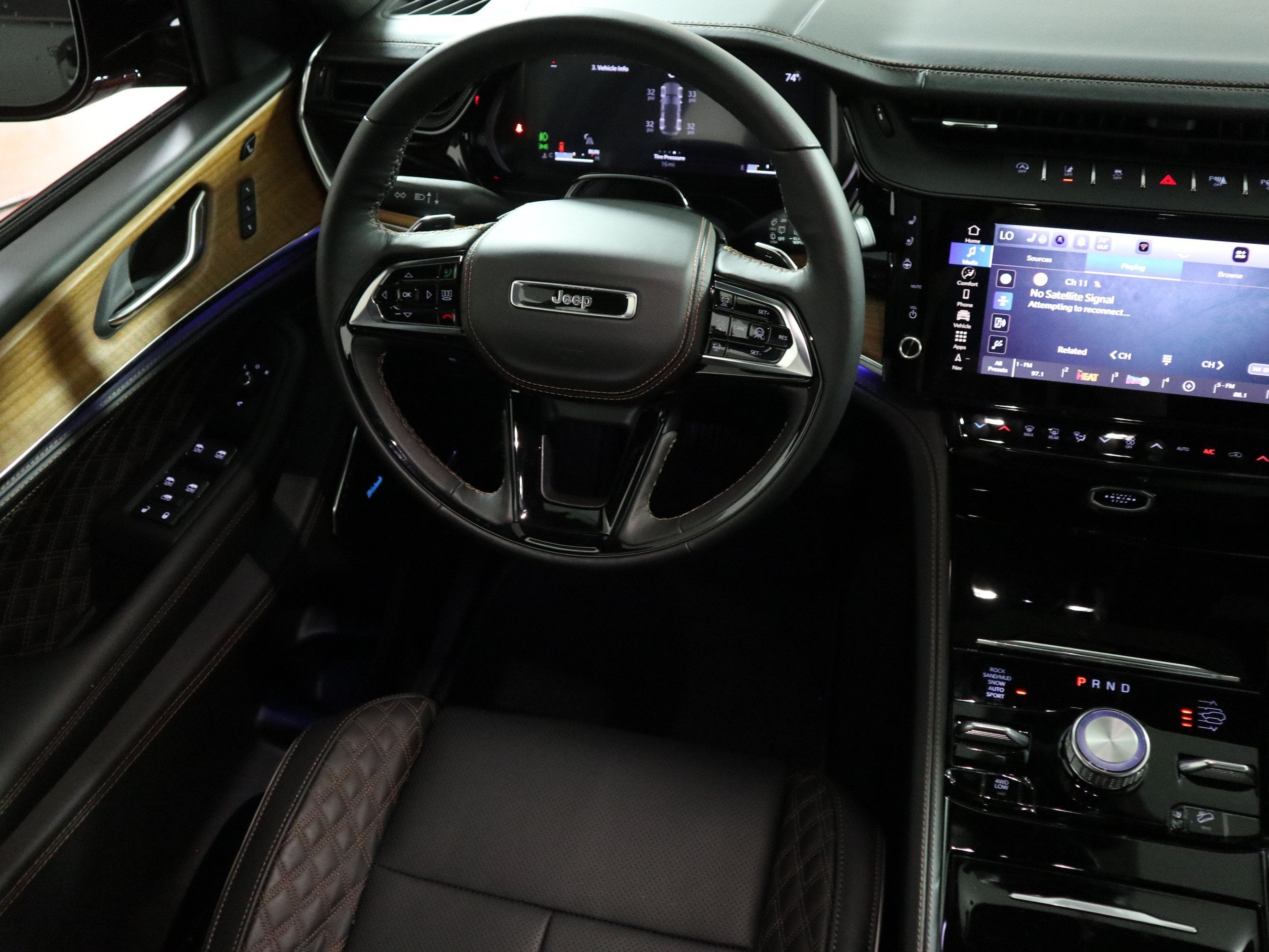 2026 Jeep Grand Cherokee Summit 4x4
