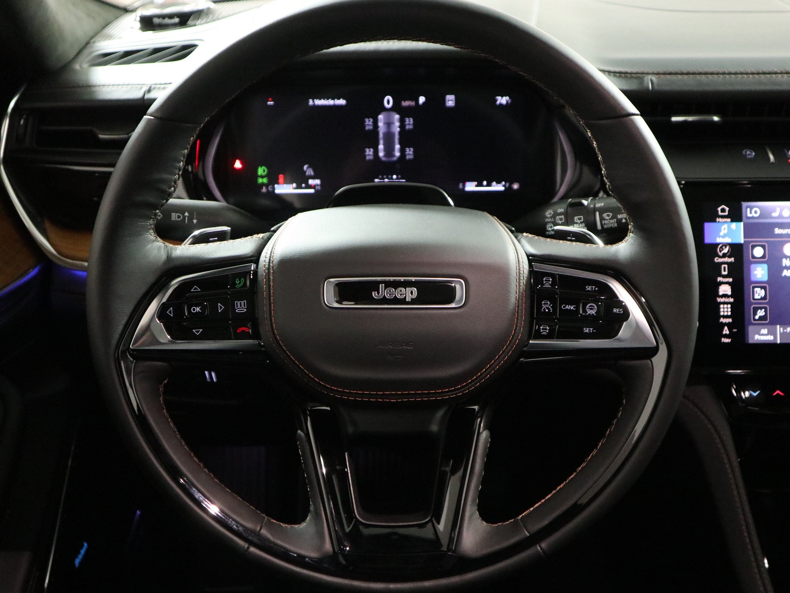 2026 Jeep Grand Cherokee Summit 4x4