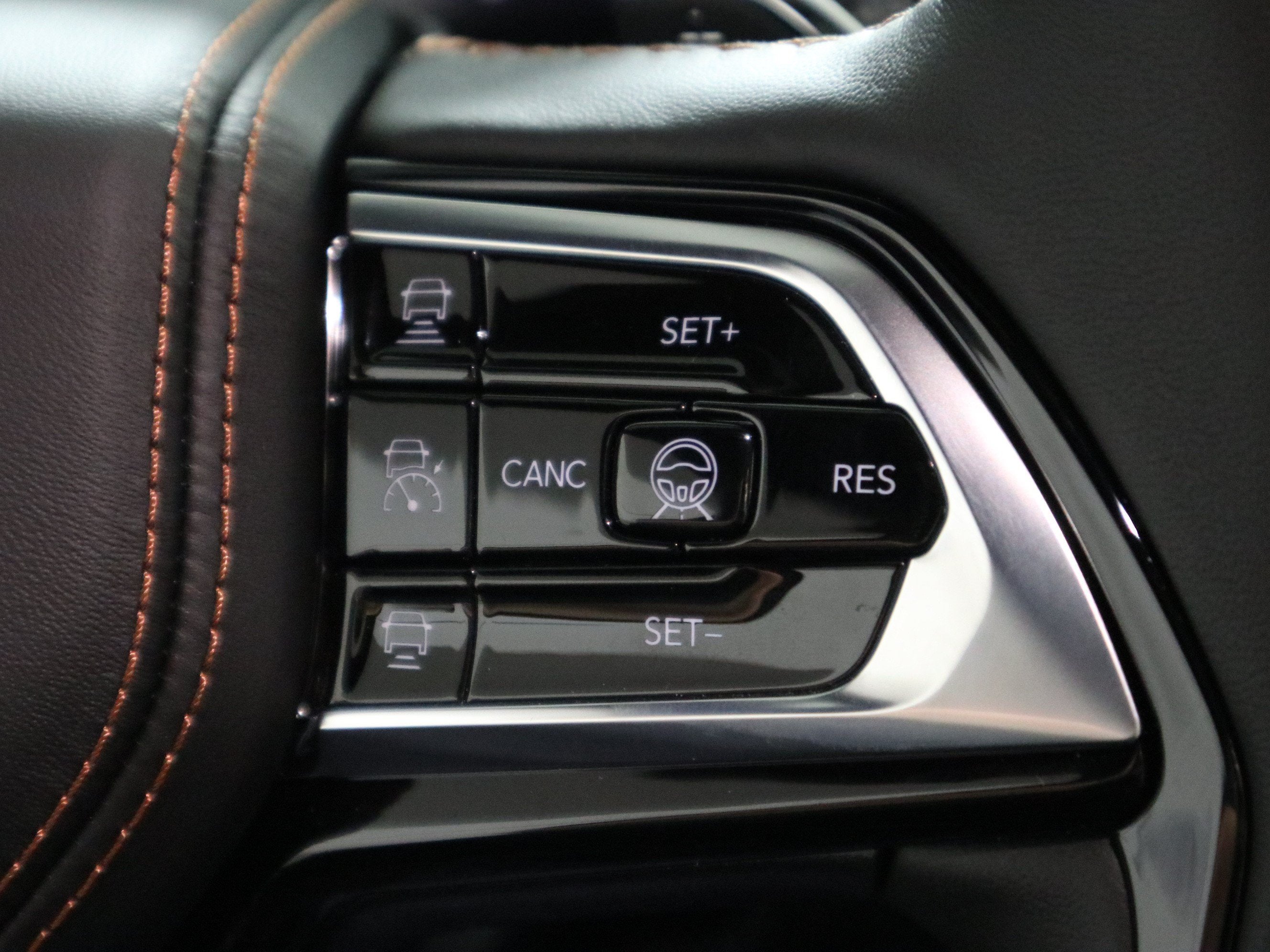 2026 Jeep Grand Cherokee Summit 4x4