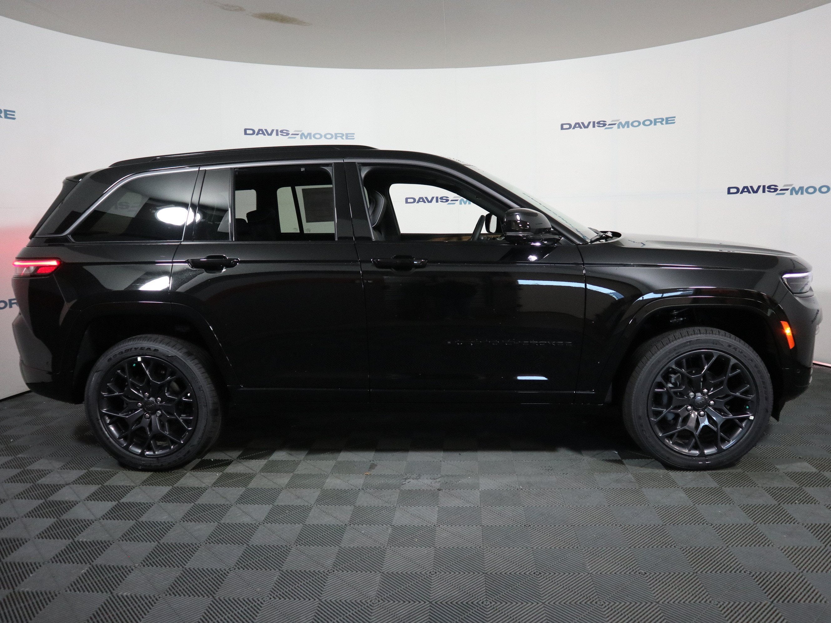 2026 Jeep Grand Cherokee Summit 4x4