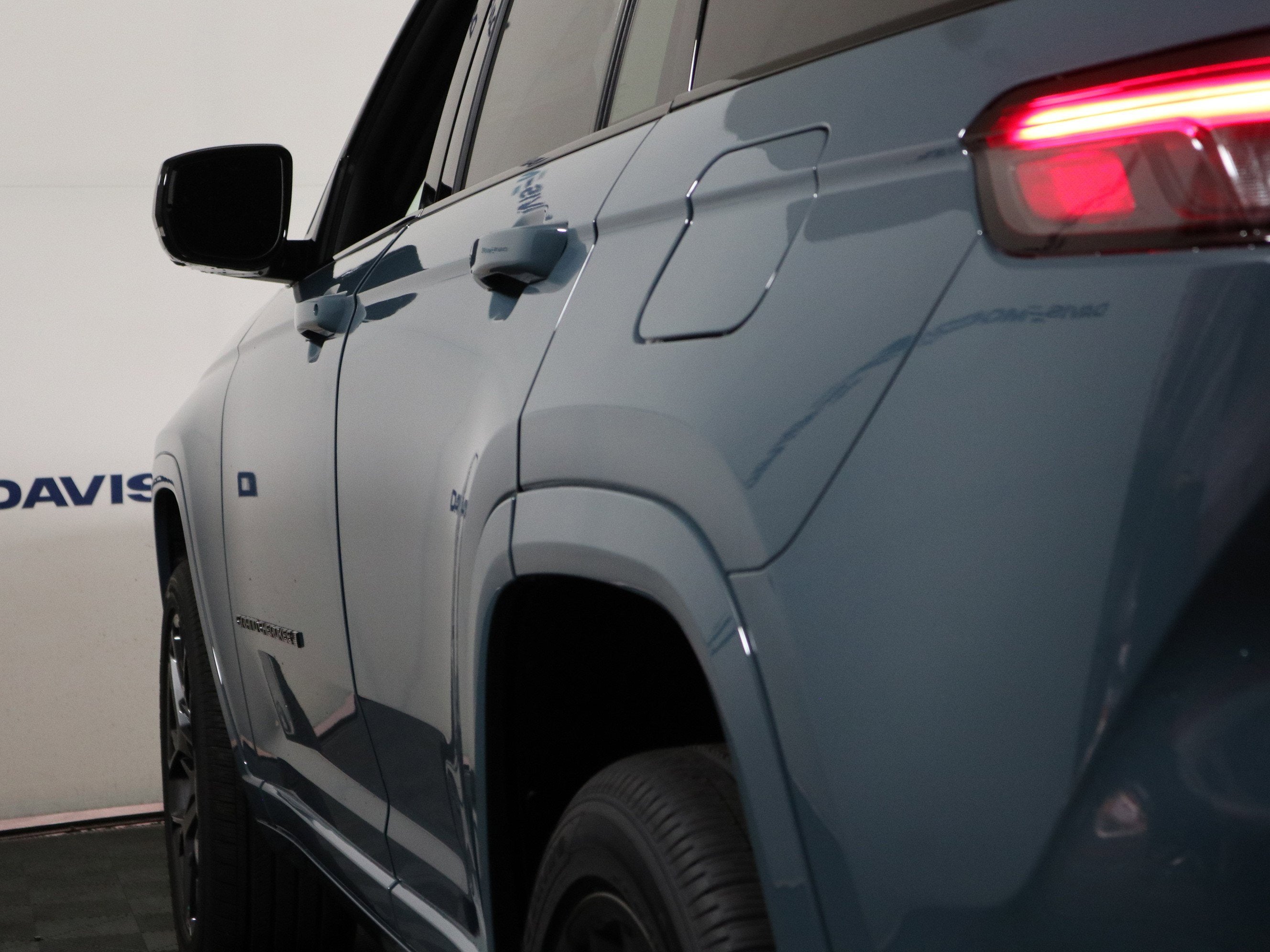2026 Jeep Grand Cherokee Summit 4x4