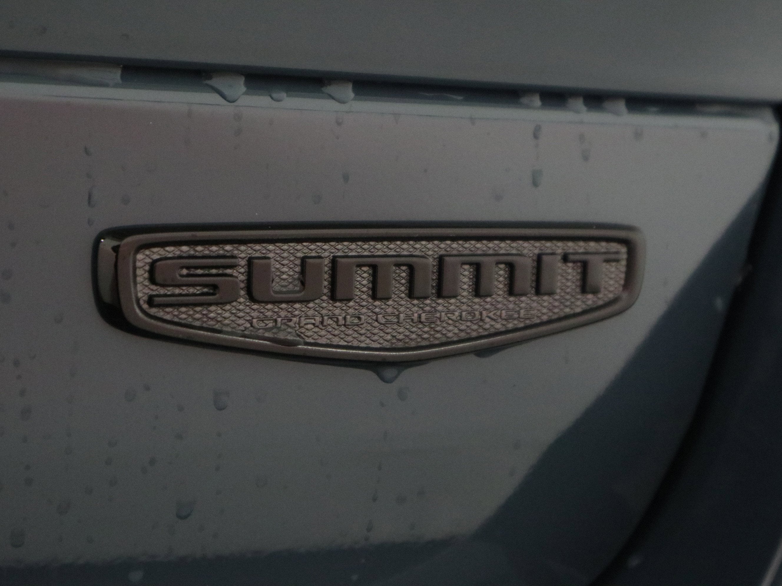 2026 Jeep Grand Cherokee Summit 4x4