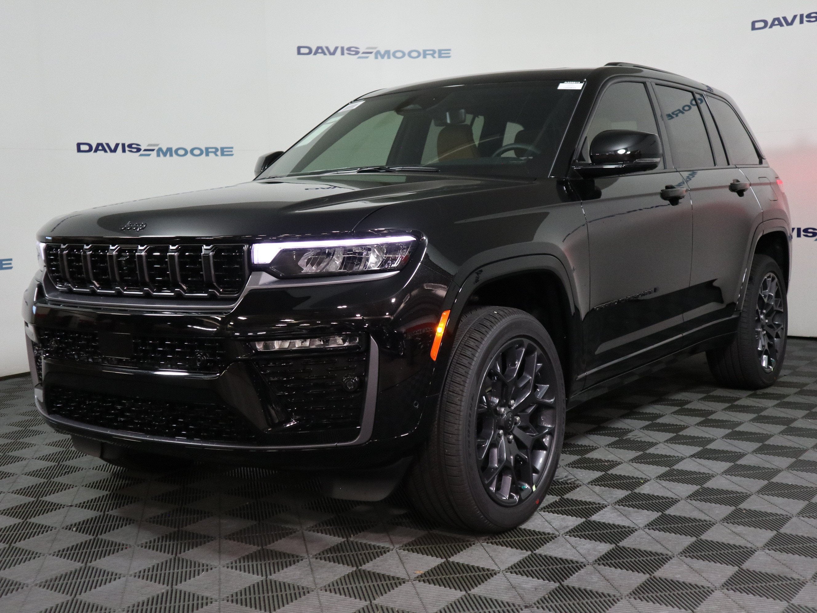 2026 Jeep Grand Cherokee Summit 4x4
