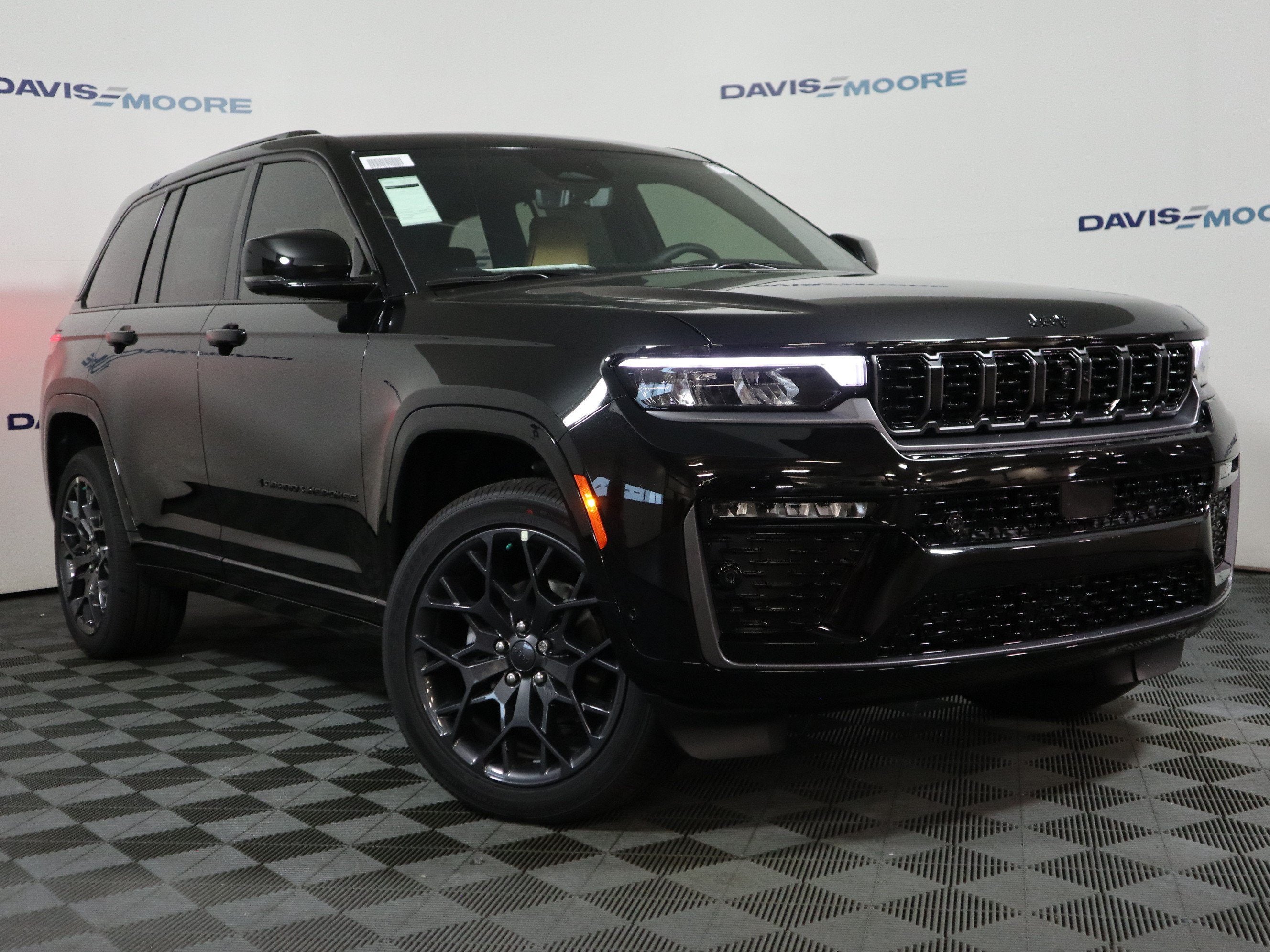2026 Jeep Grand Cherokee Summit 4x4
