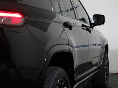 2026 Jeep Grand Cherokee Summit 4x4
