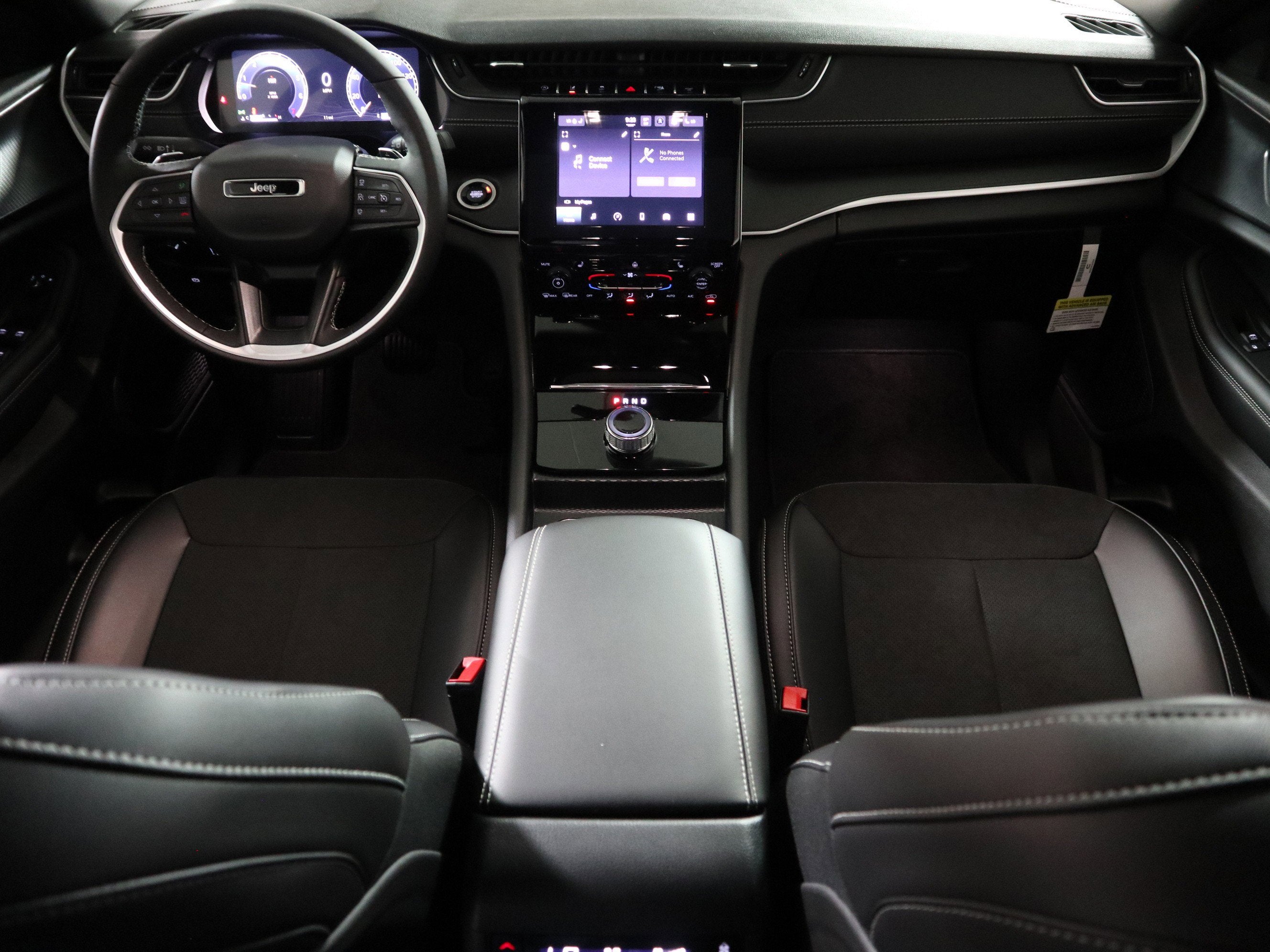 2025 Jeep Grand Cherokee L Altitude X 4x4