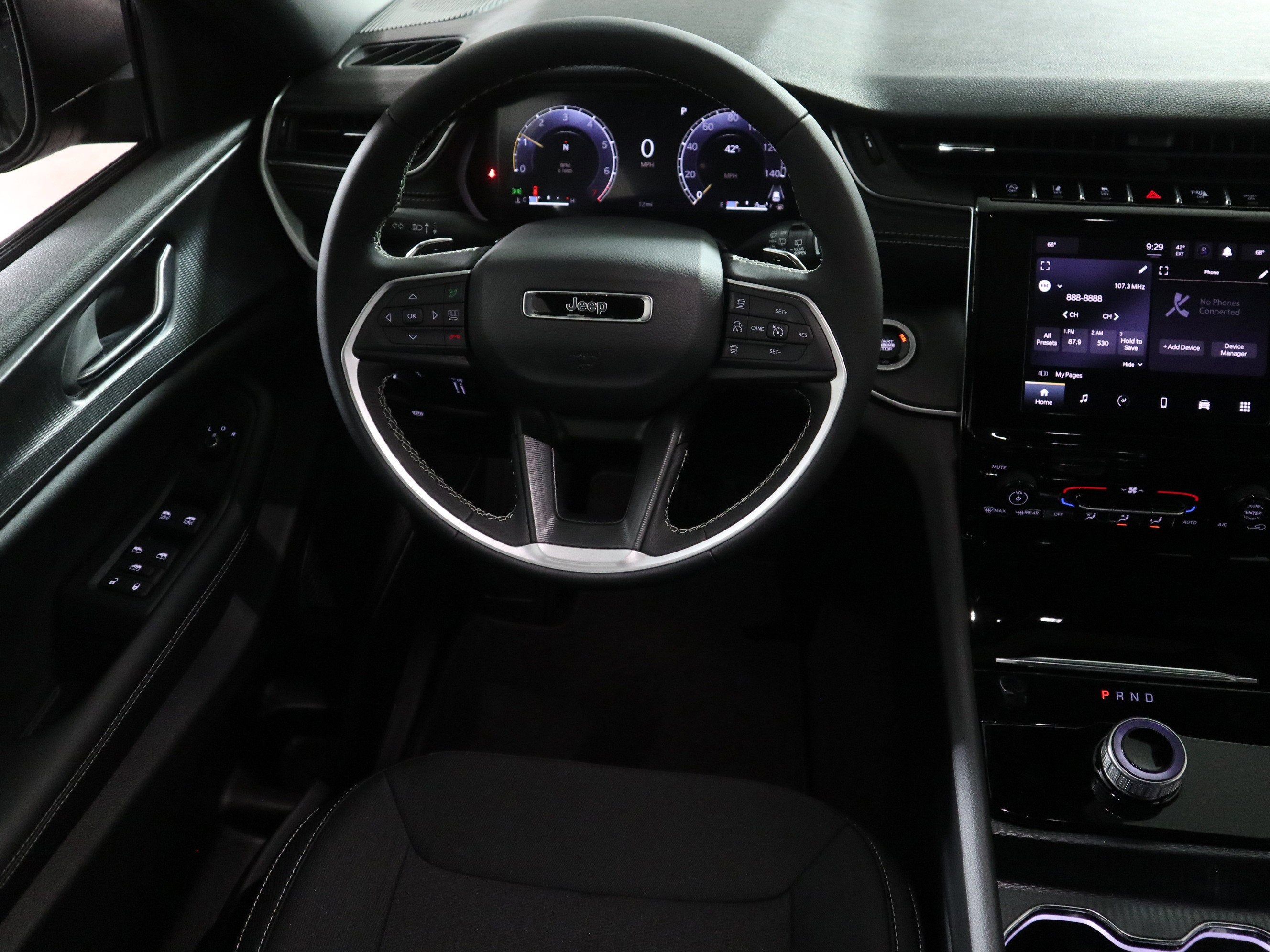 2025 Jeep Grand Cherokee L Laredo X 4x4